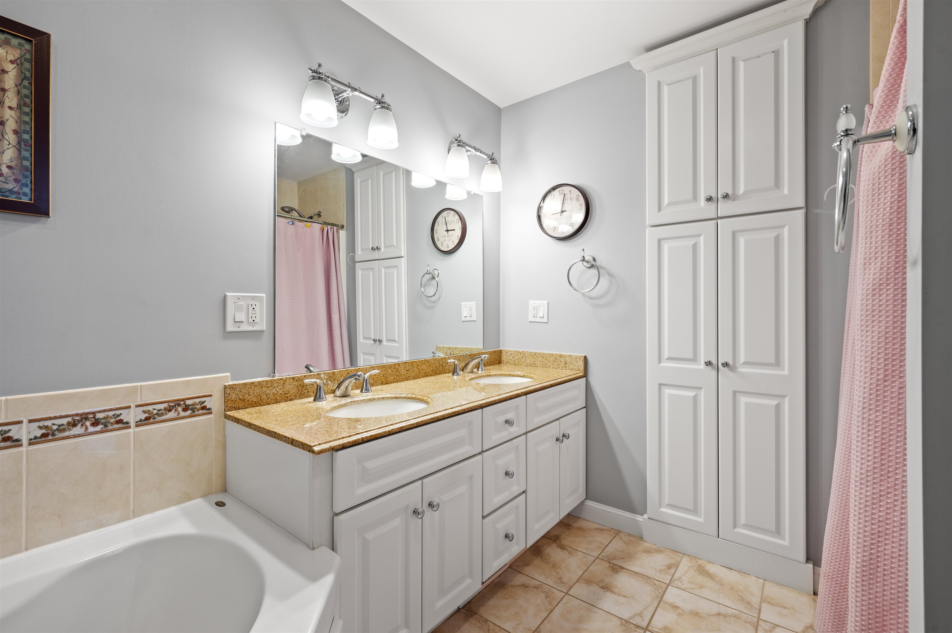 12 Cornerstone Road Property Photo 23
