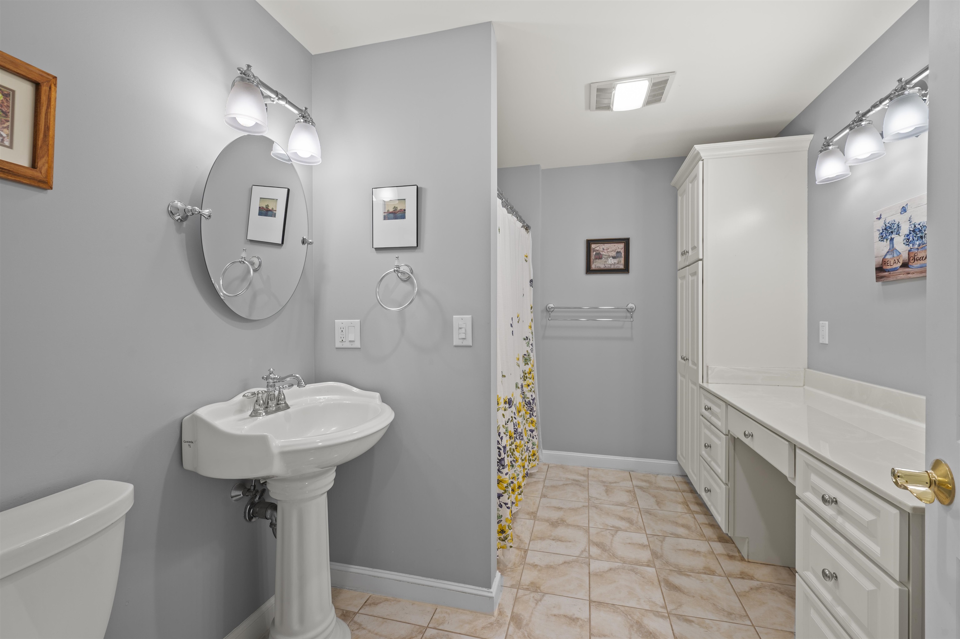 12 Cornerstone Road Property Photo 30