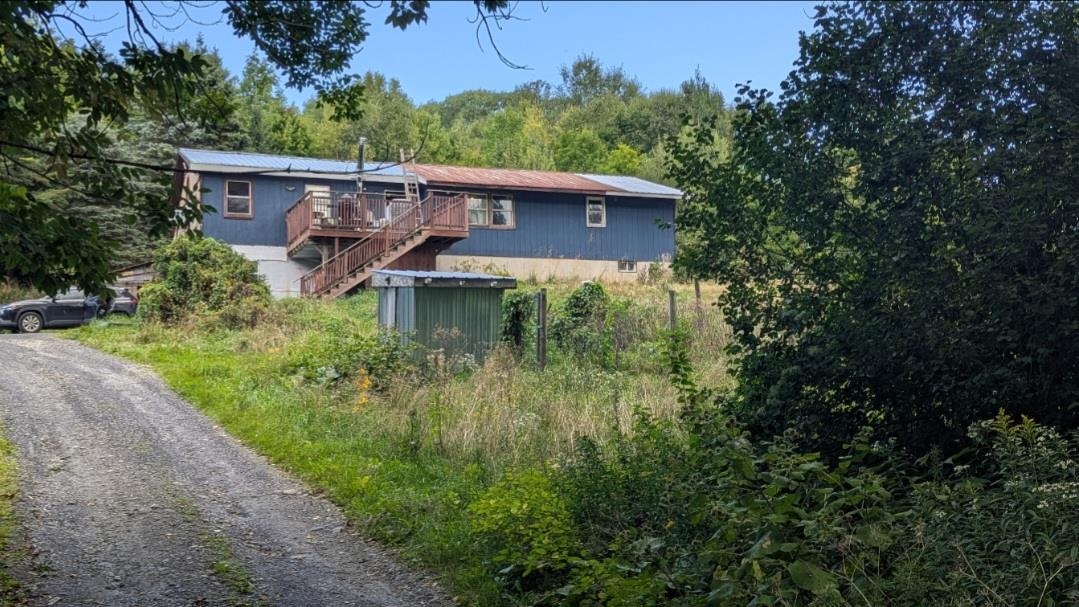 1158 Weir Road Property Photo 5