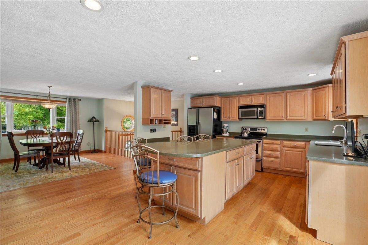 4 Debbie Street Property Photo 11