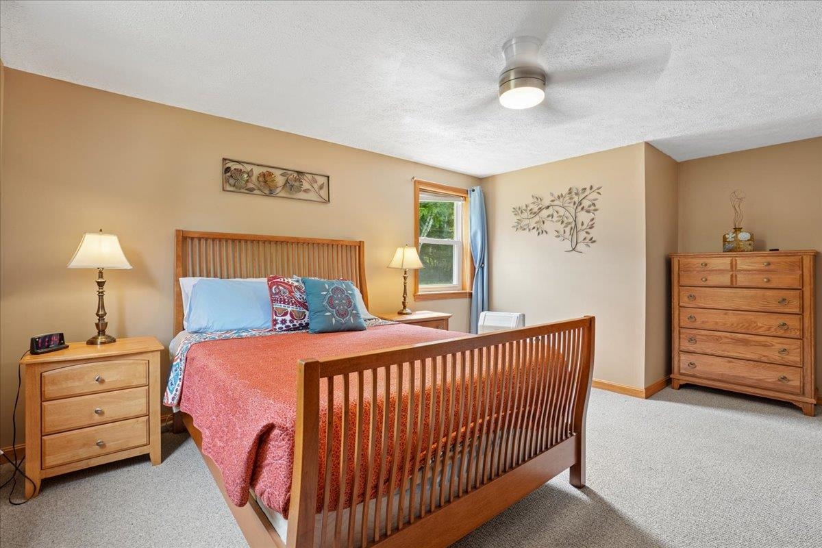 4 Debbie Street Property Photo 17