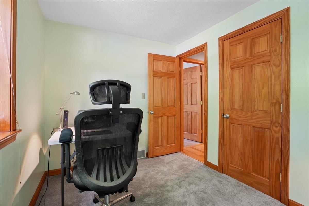 4 Debbie Street Property Photo 23