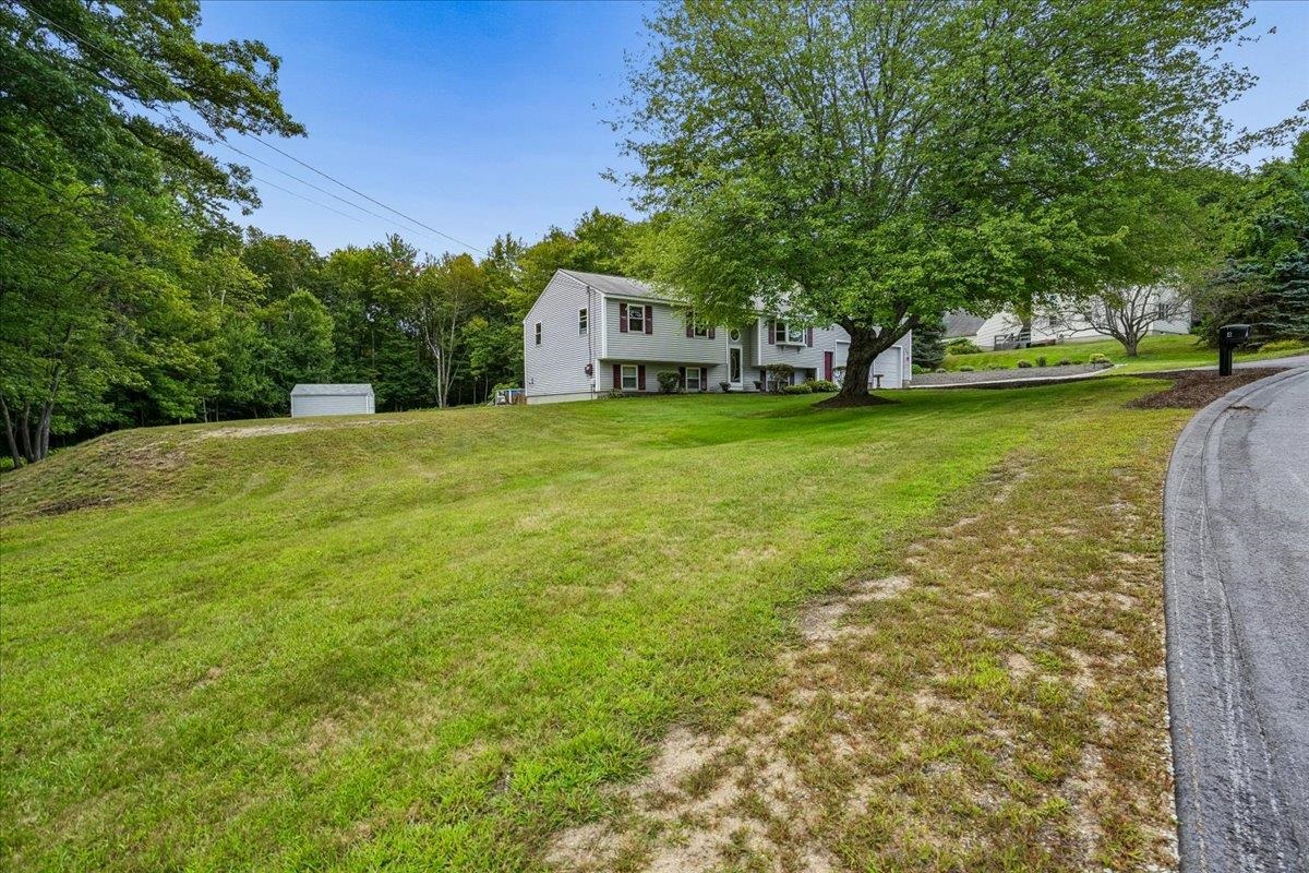 4 Debbie Street Property Photo 34