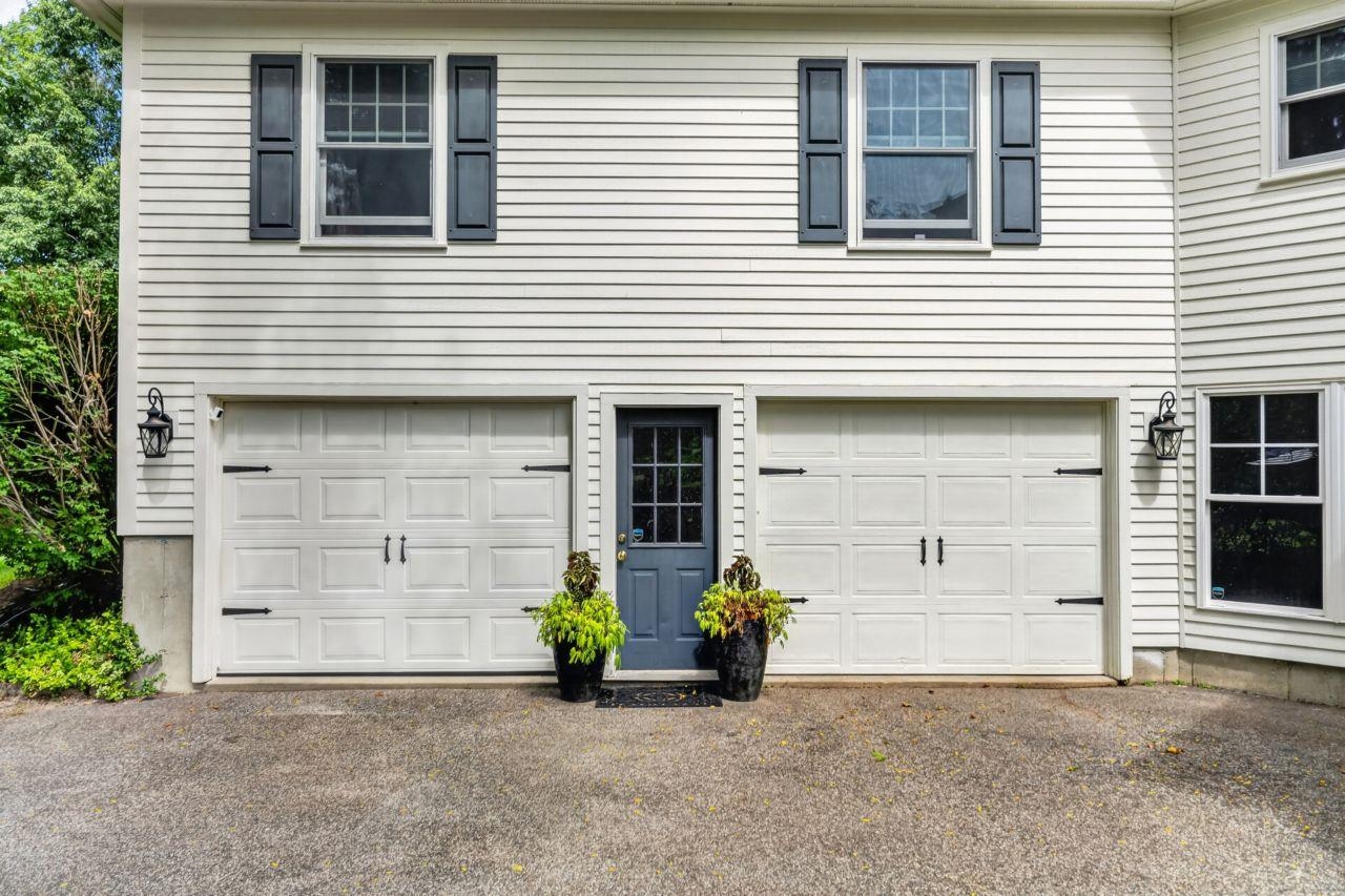 5 Roberta Drive Property Photo 7