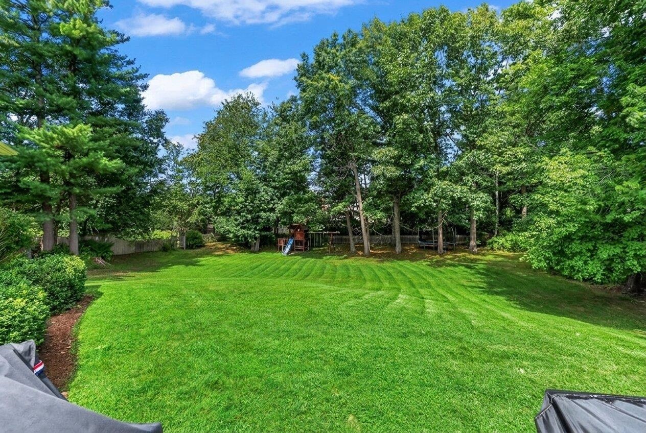 5 Roberta Drive Property Photo 11