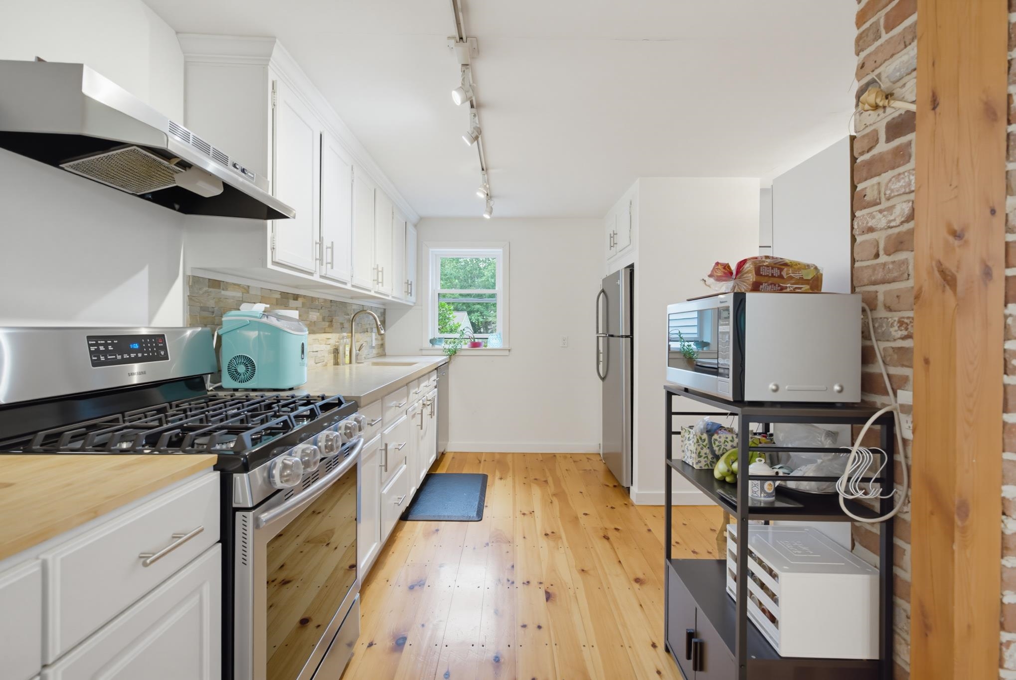 15 Kirriemuir Road Property Photo 9