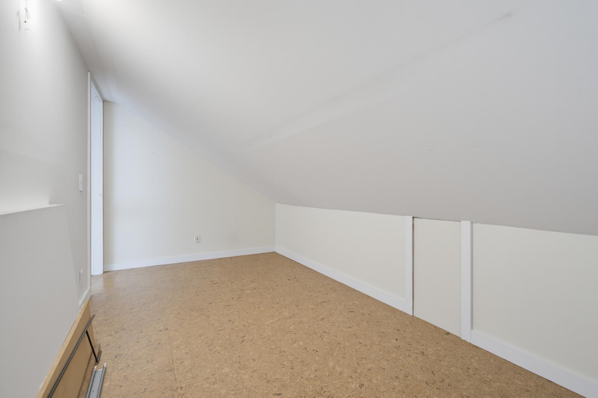 15 Kirriemuir Road Property Photo 28