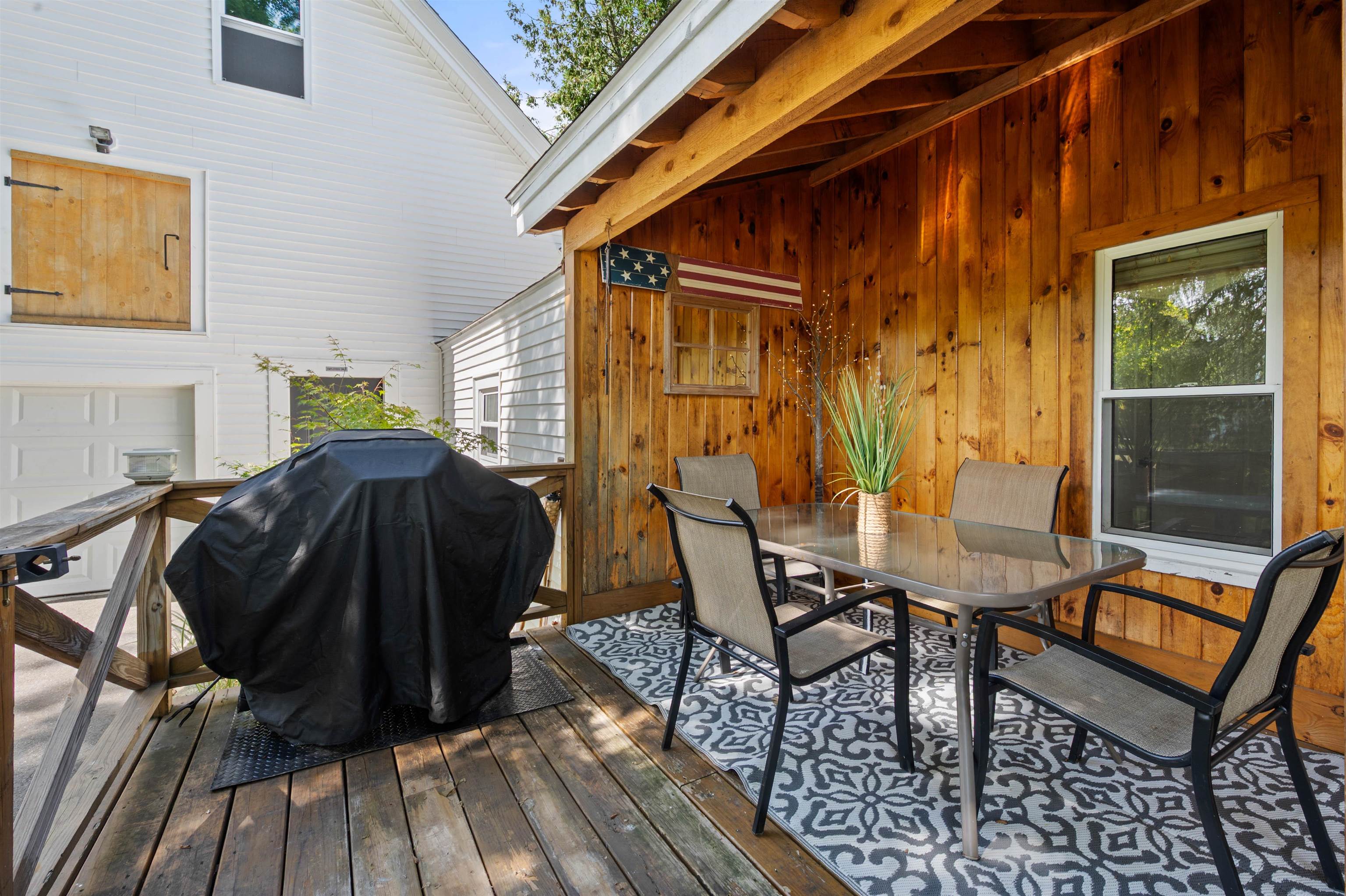 20 Lawrence Street Property Photo 14