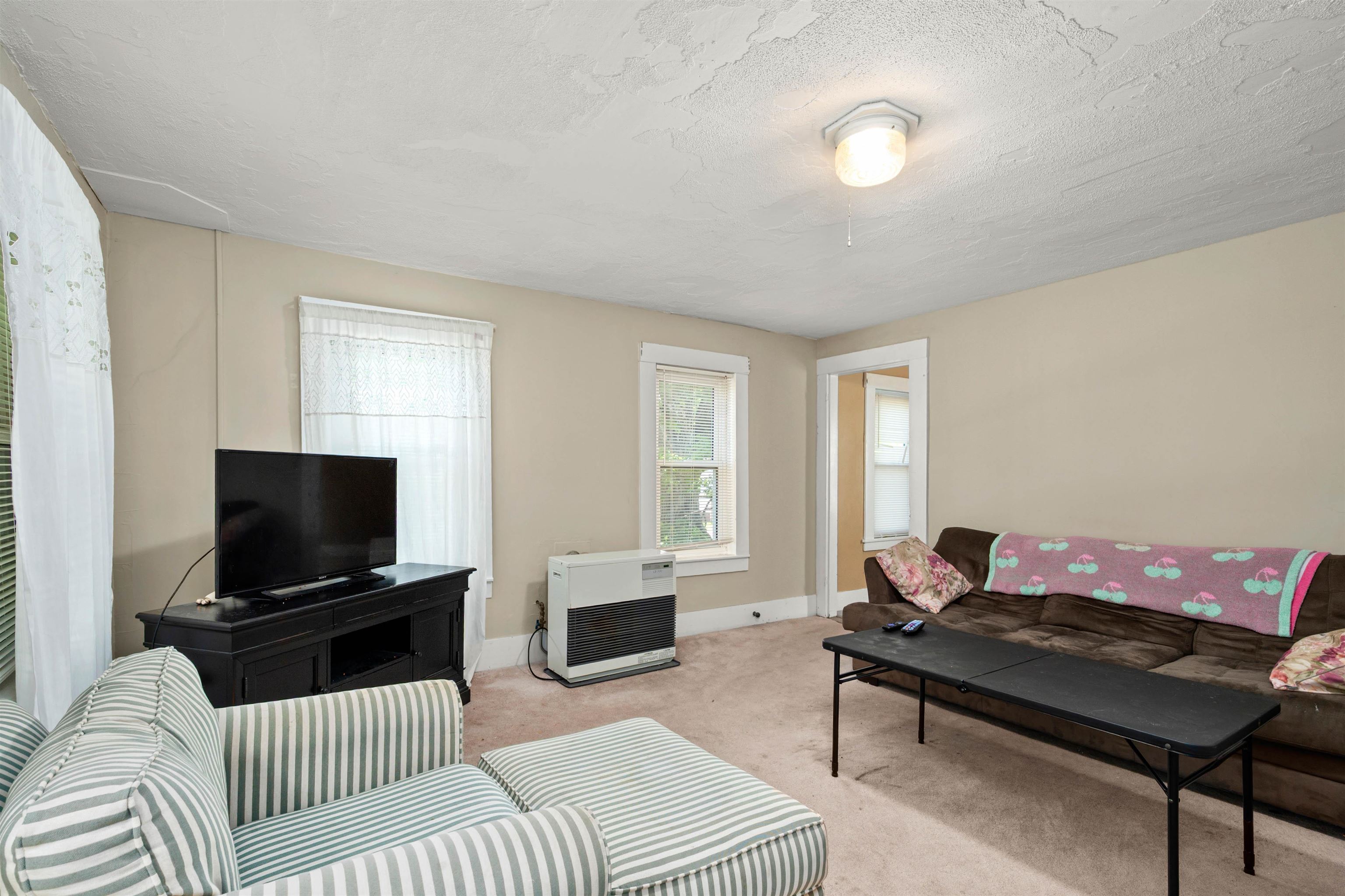 20 Lawrence Street Property Photo 33