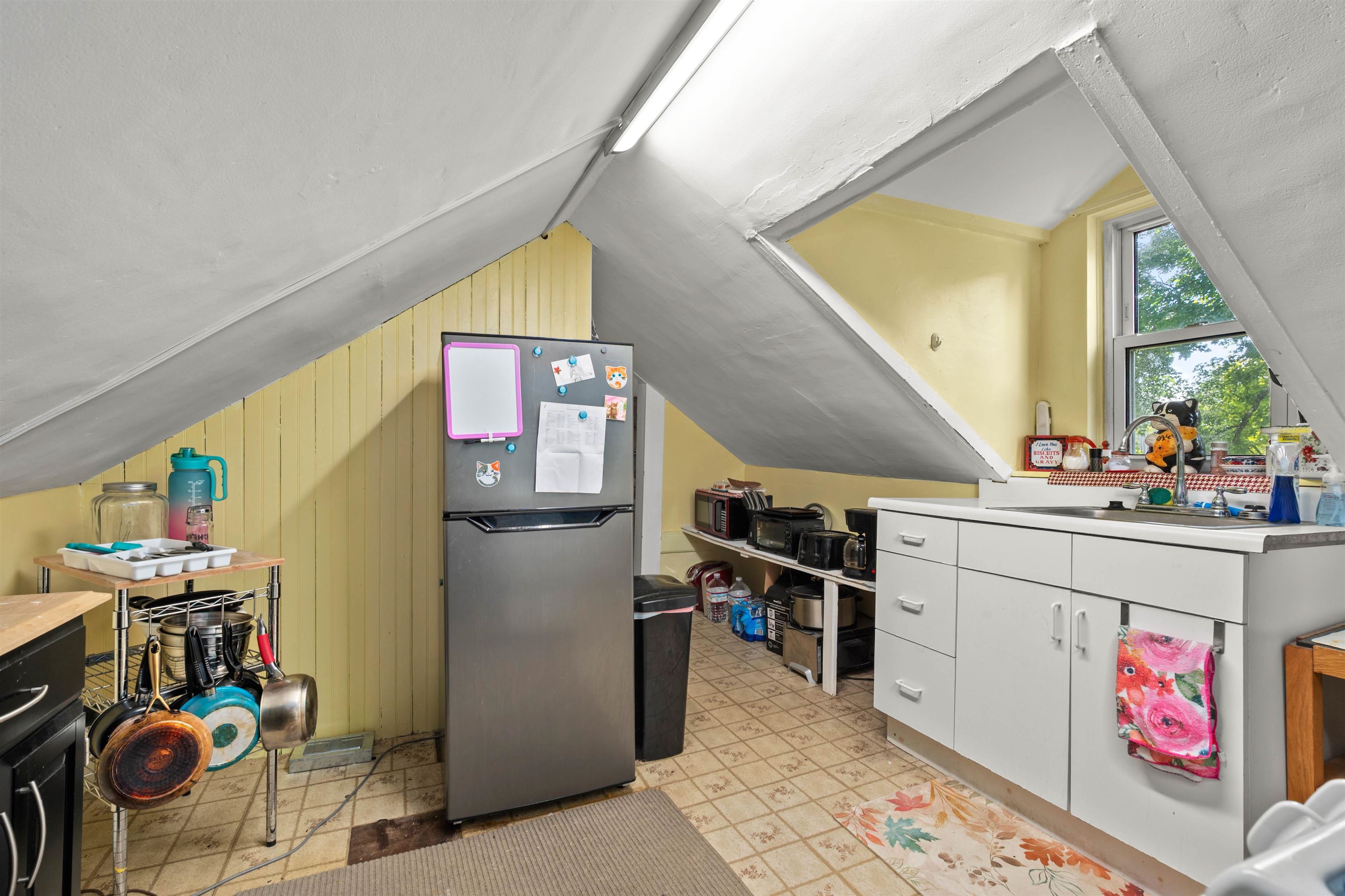 20 Lawrence Street Property Photo 37