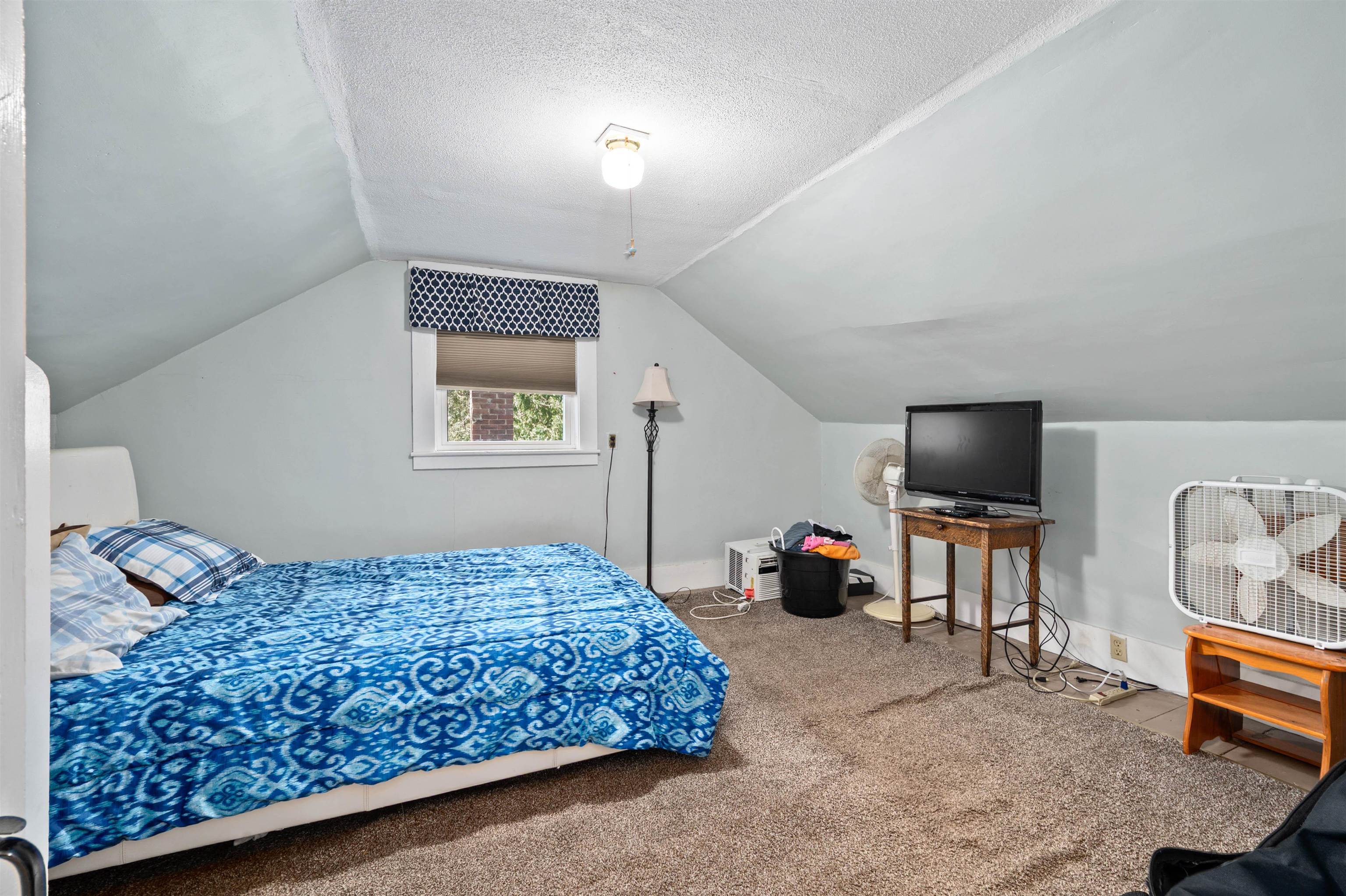 20 Lawrence Street Property Photo 38
