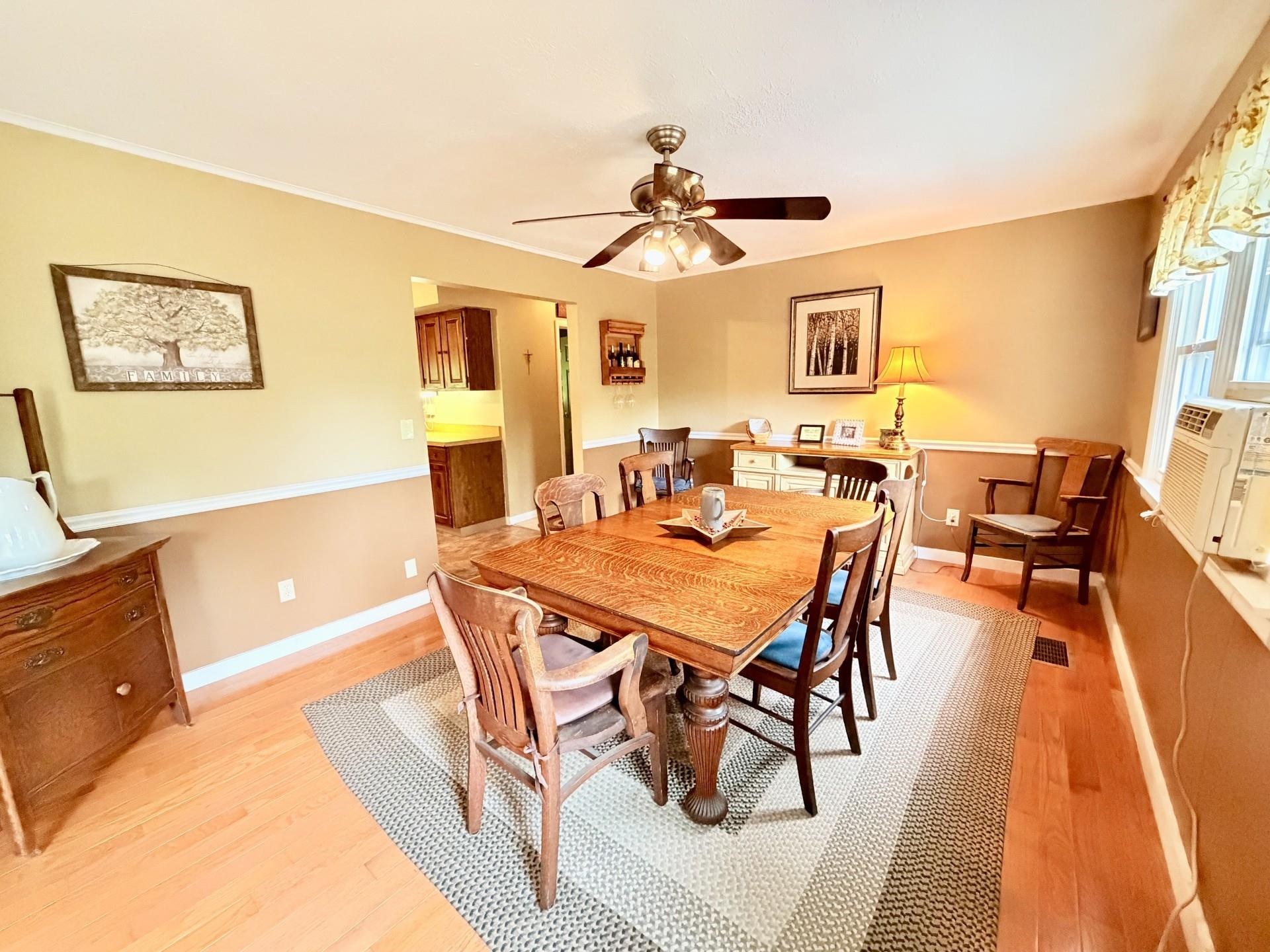 318 Weir Road Property Photo 6