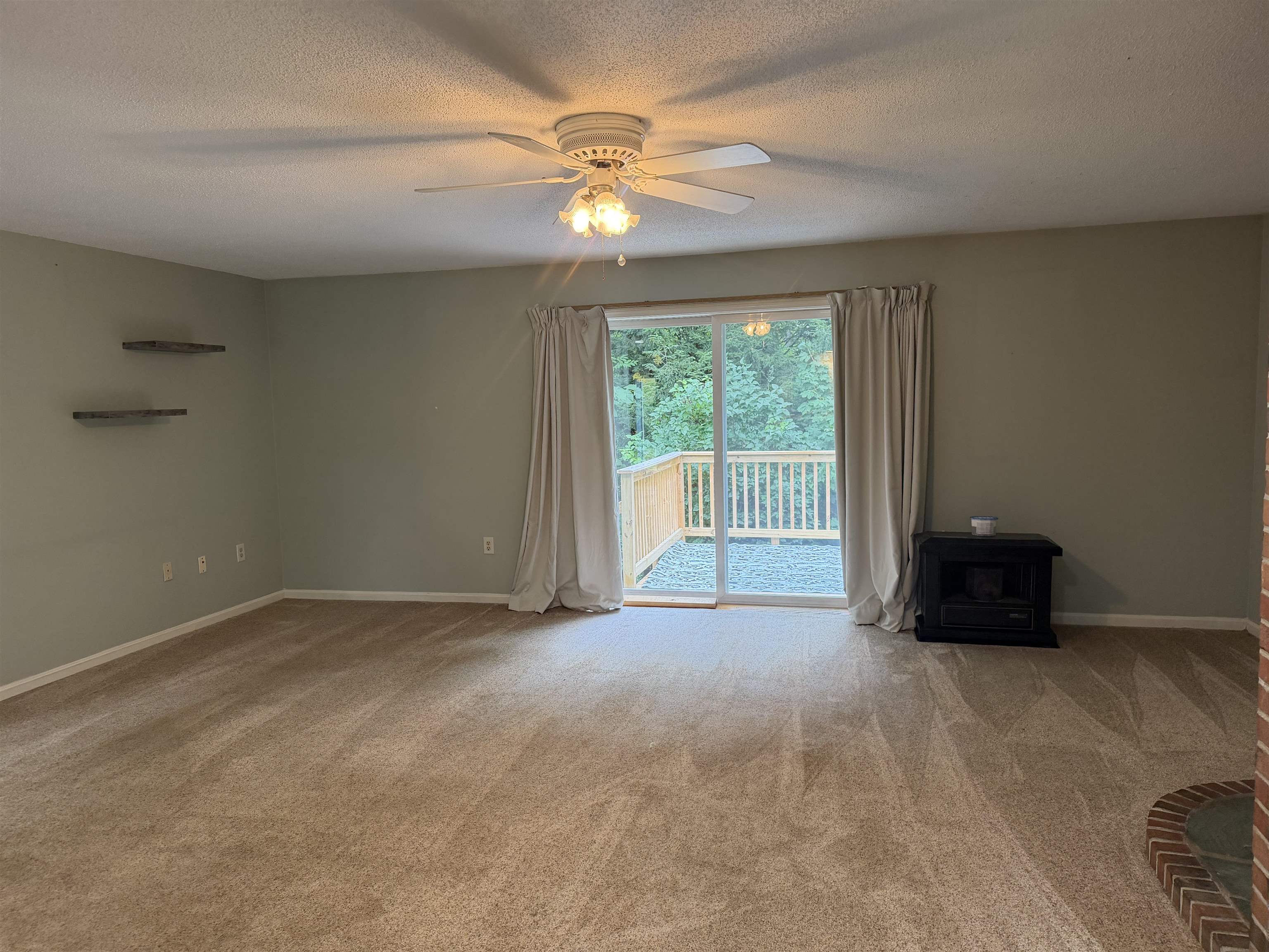 24 Granite Ridge Drive Property Photo 6