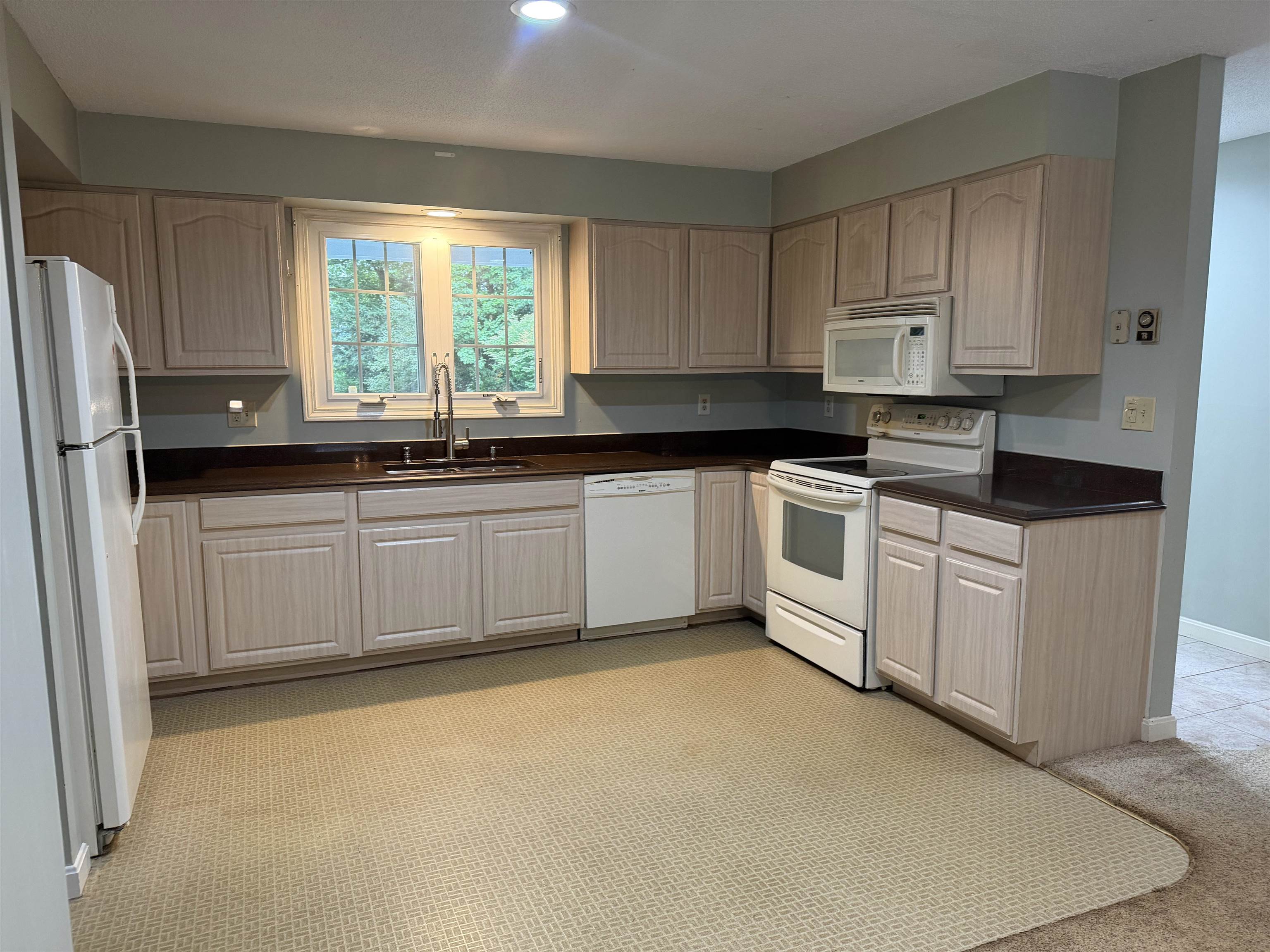 24 Granite Ridge Drive Property Photo 28