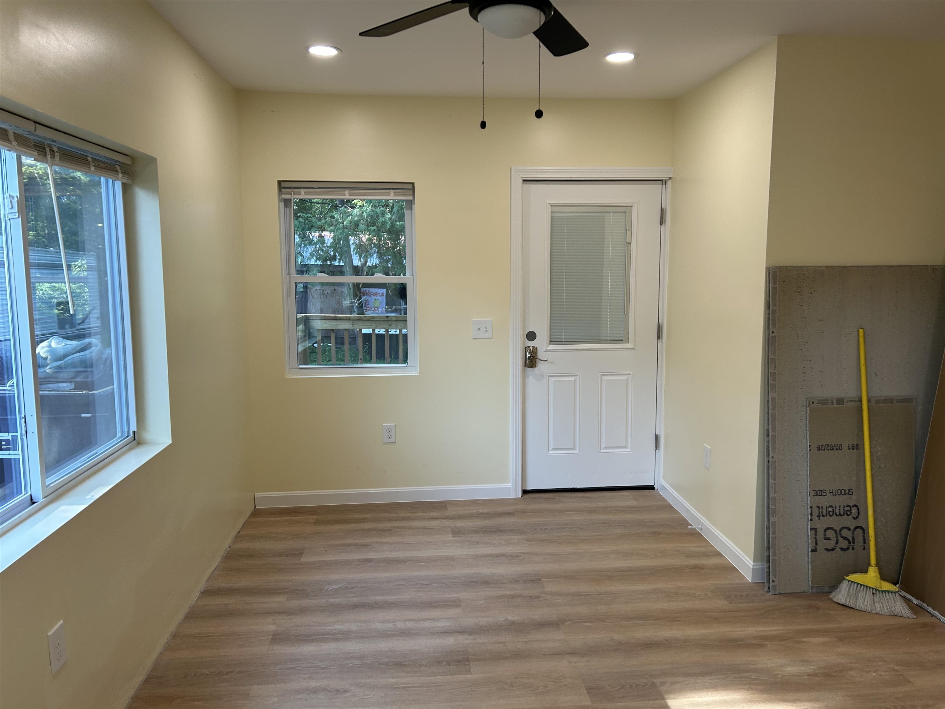100 South Street Property Photo 2