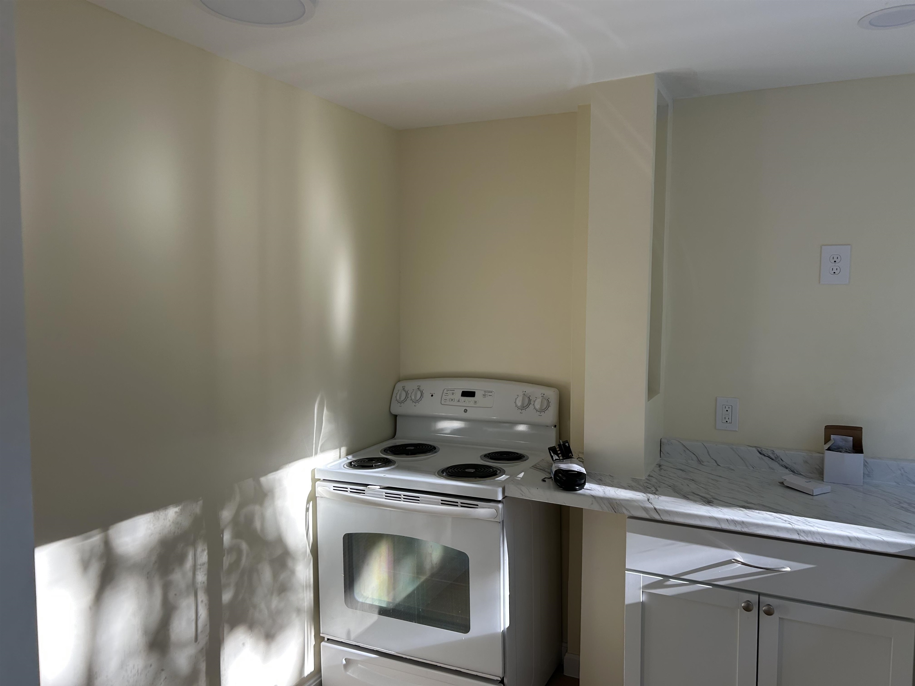 100 South Street Property Photo 3