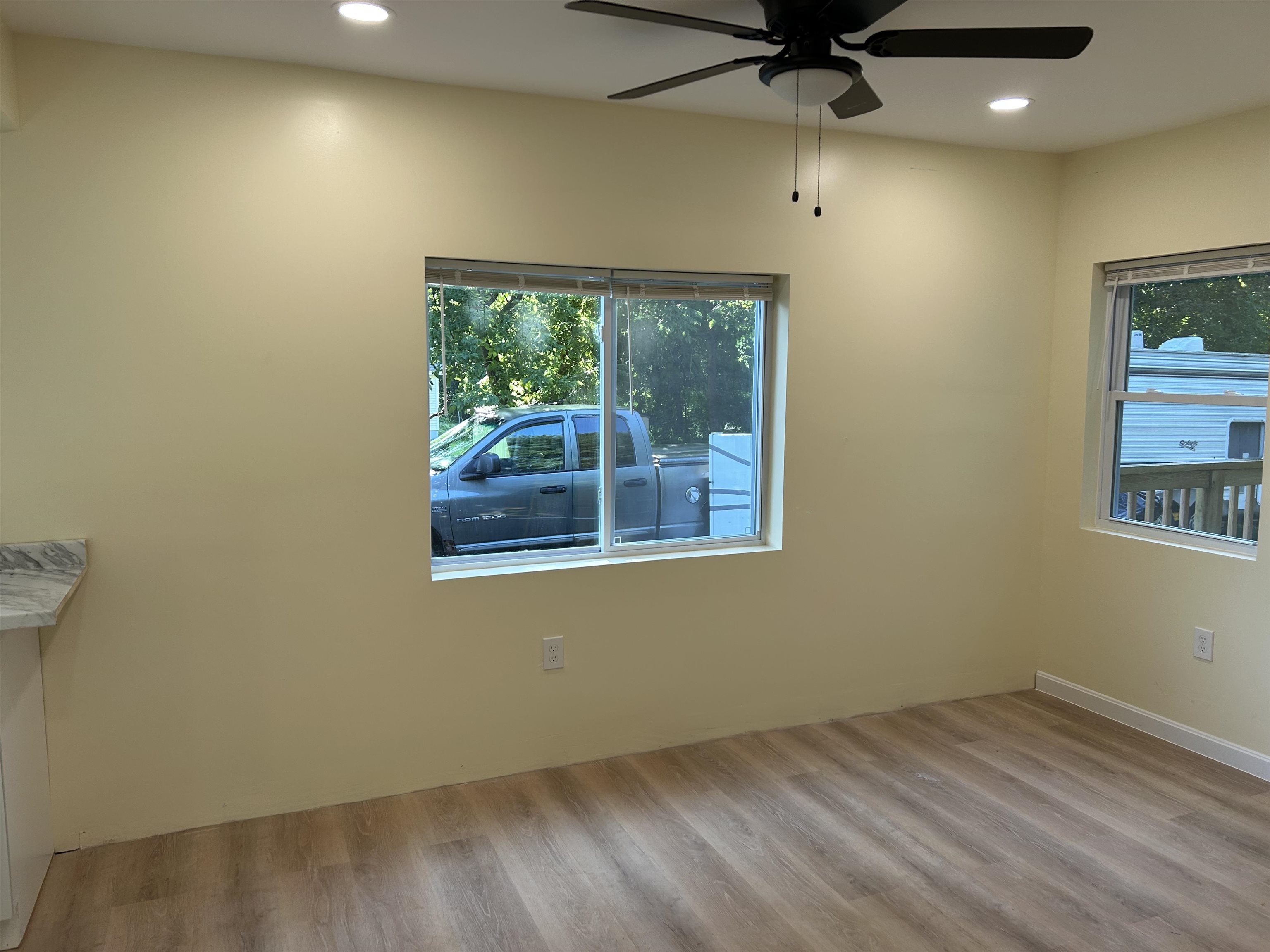 100 South Street Property Photo 8