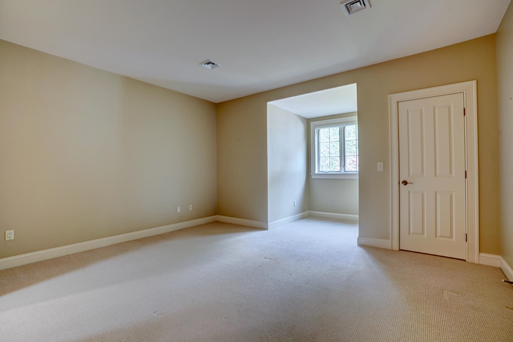 13 Squier Drive Property Photo 37