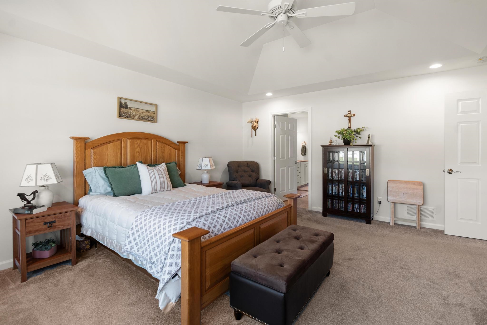 206 Lomartire Drive Property Photo 37