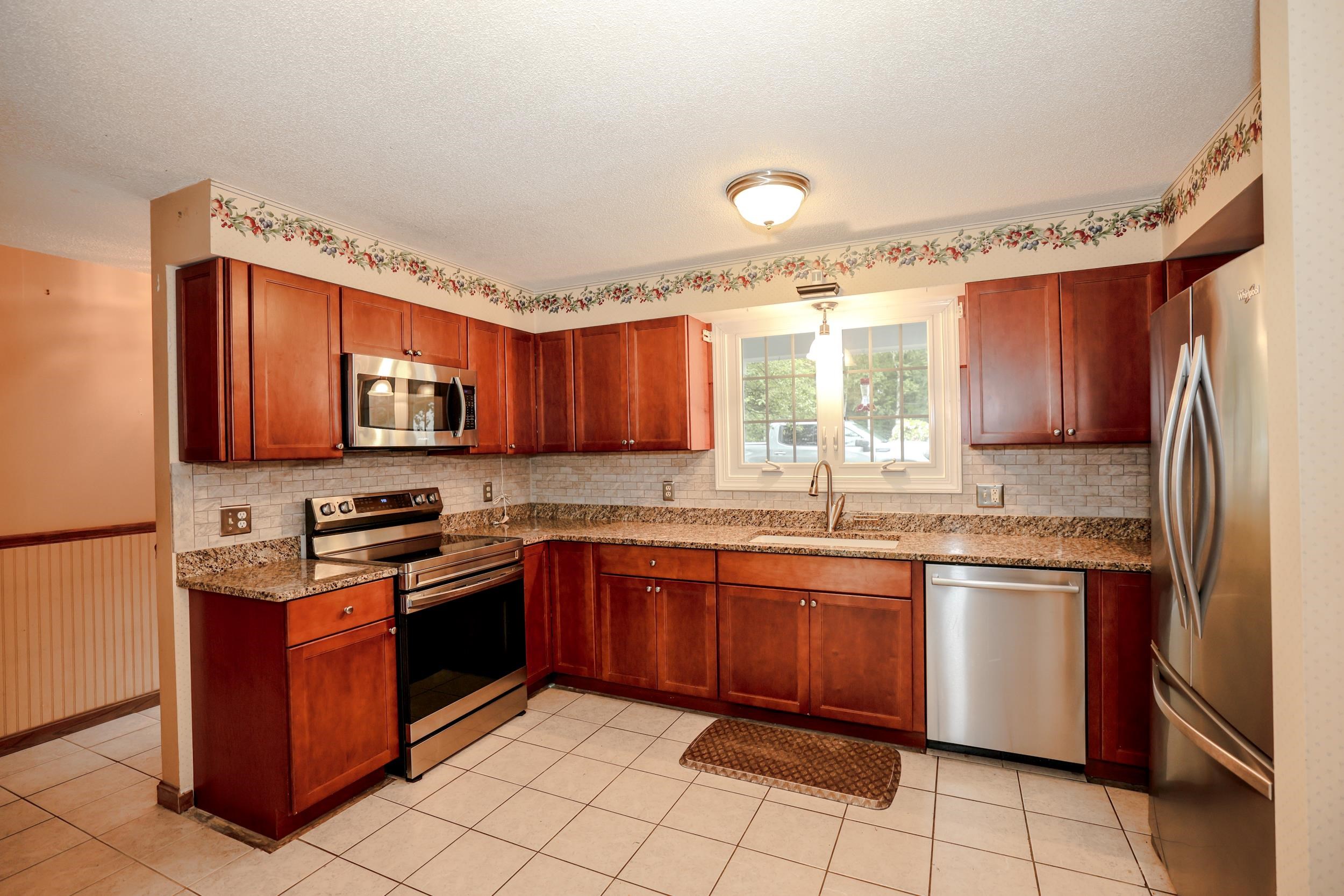 14 Oak Drive Property Photo 5