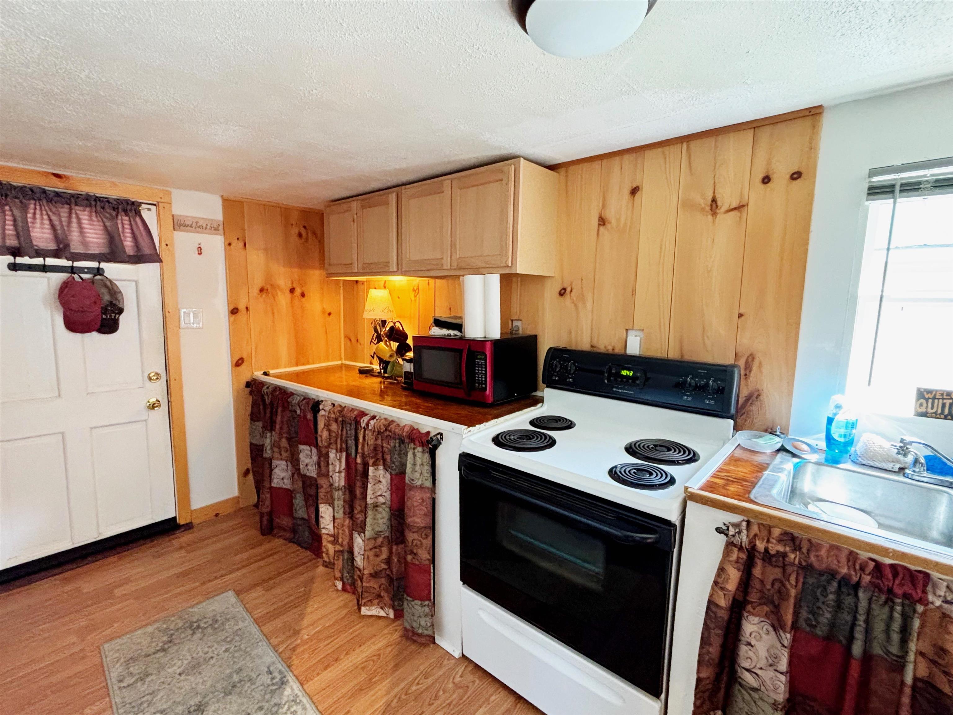 4 Upland Avenue Property Photo 4