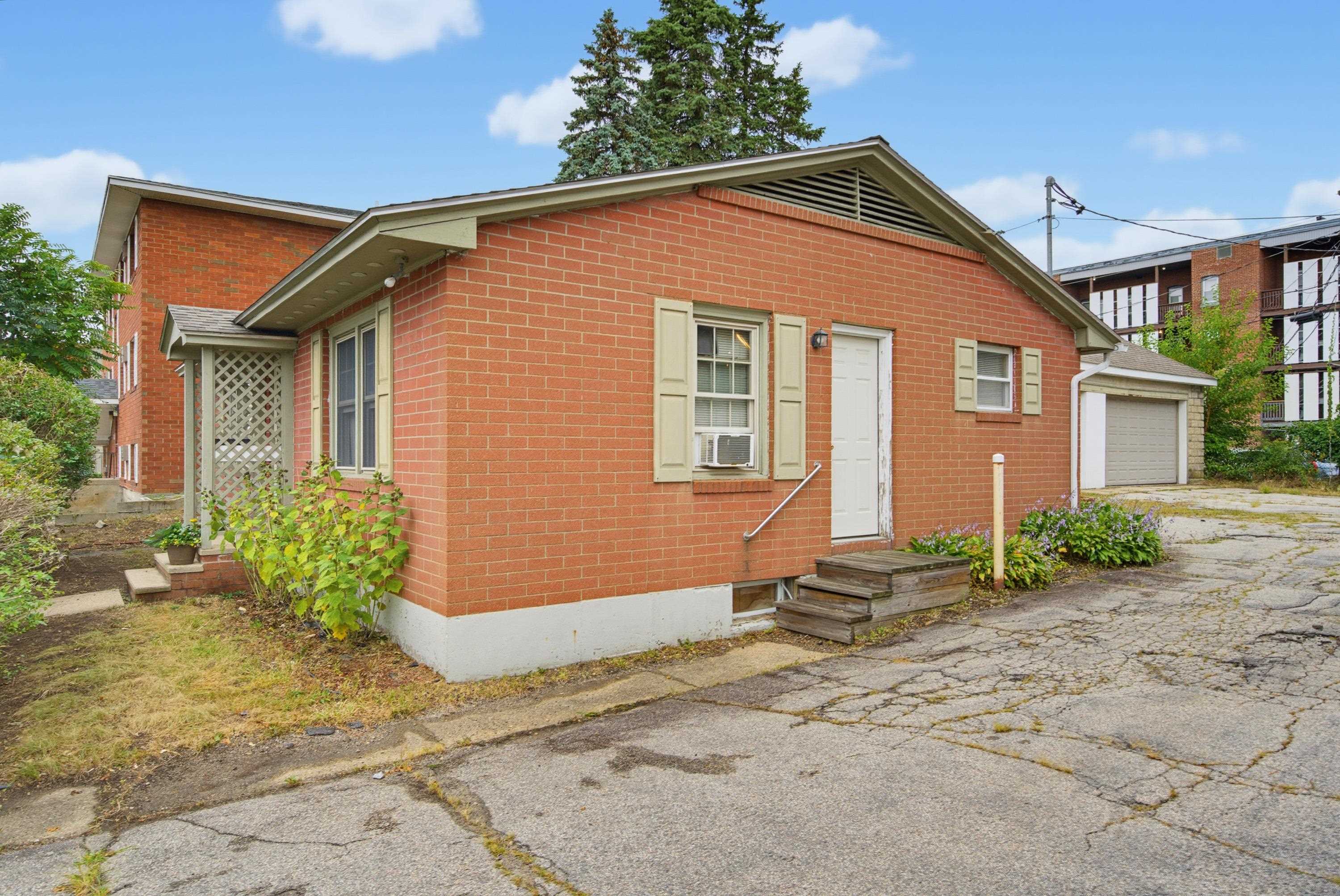 46 Myrtle Street Property Photo 28