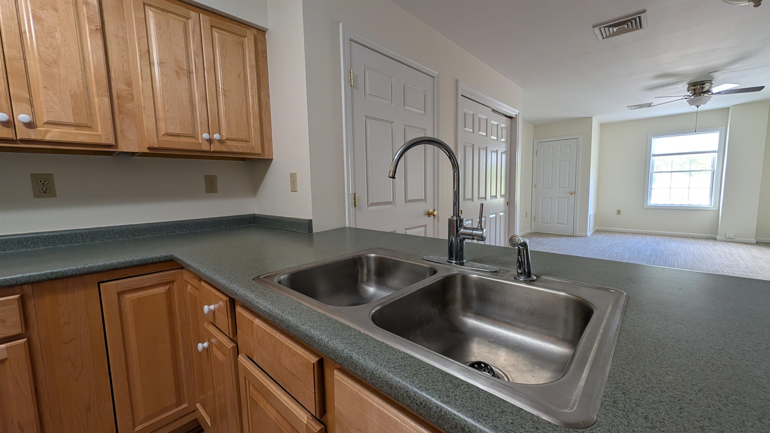 118 Secretariat Way Property Photo 6
