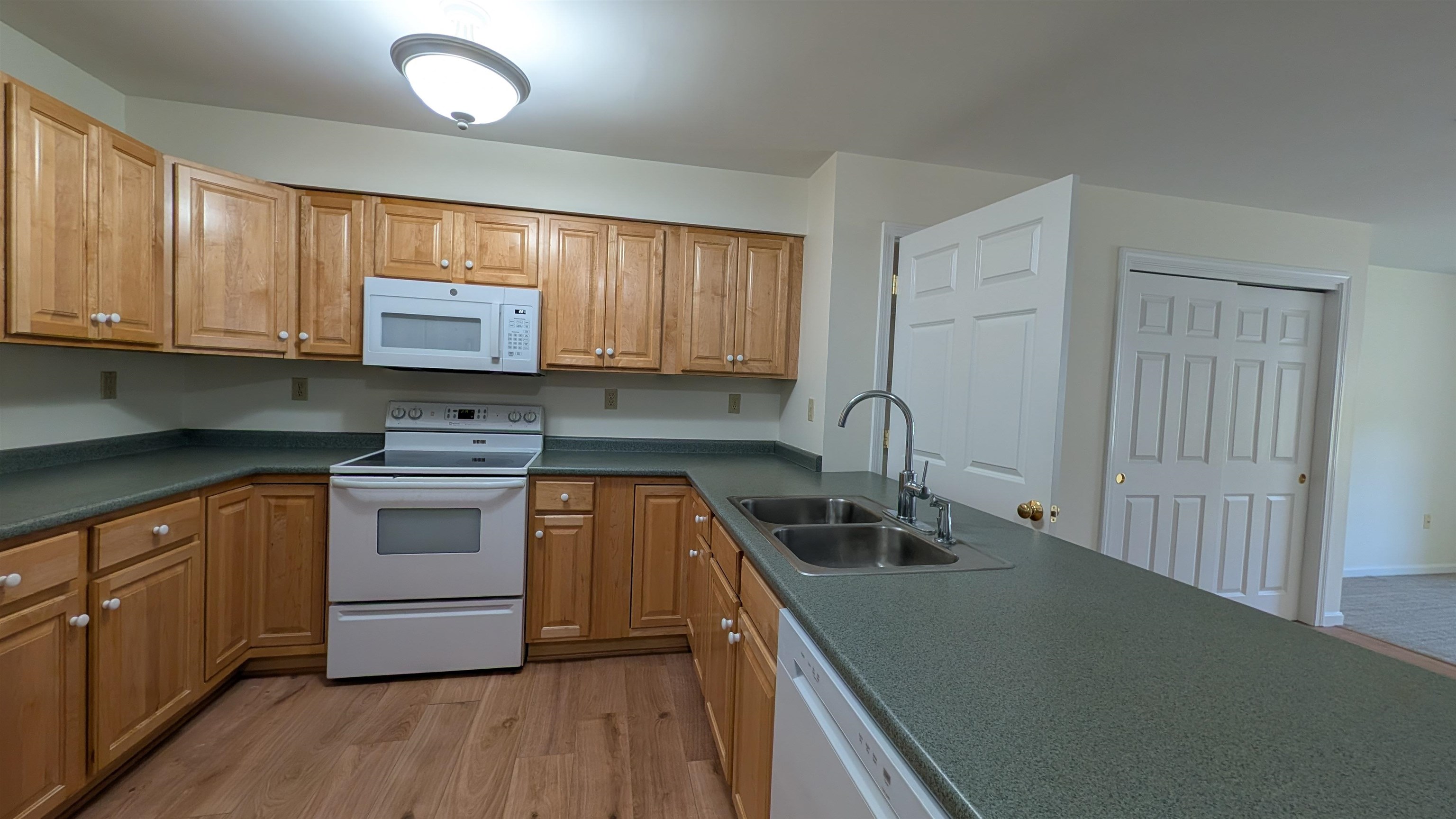 118 Secretariat Way Property Photo 7