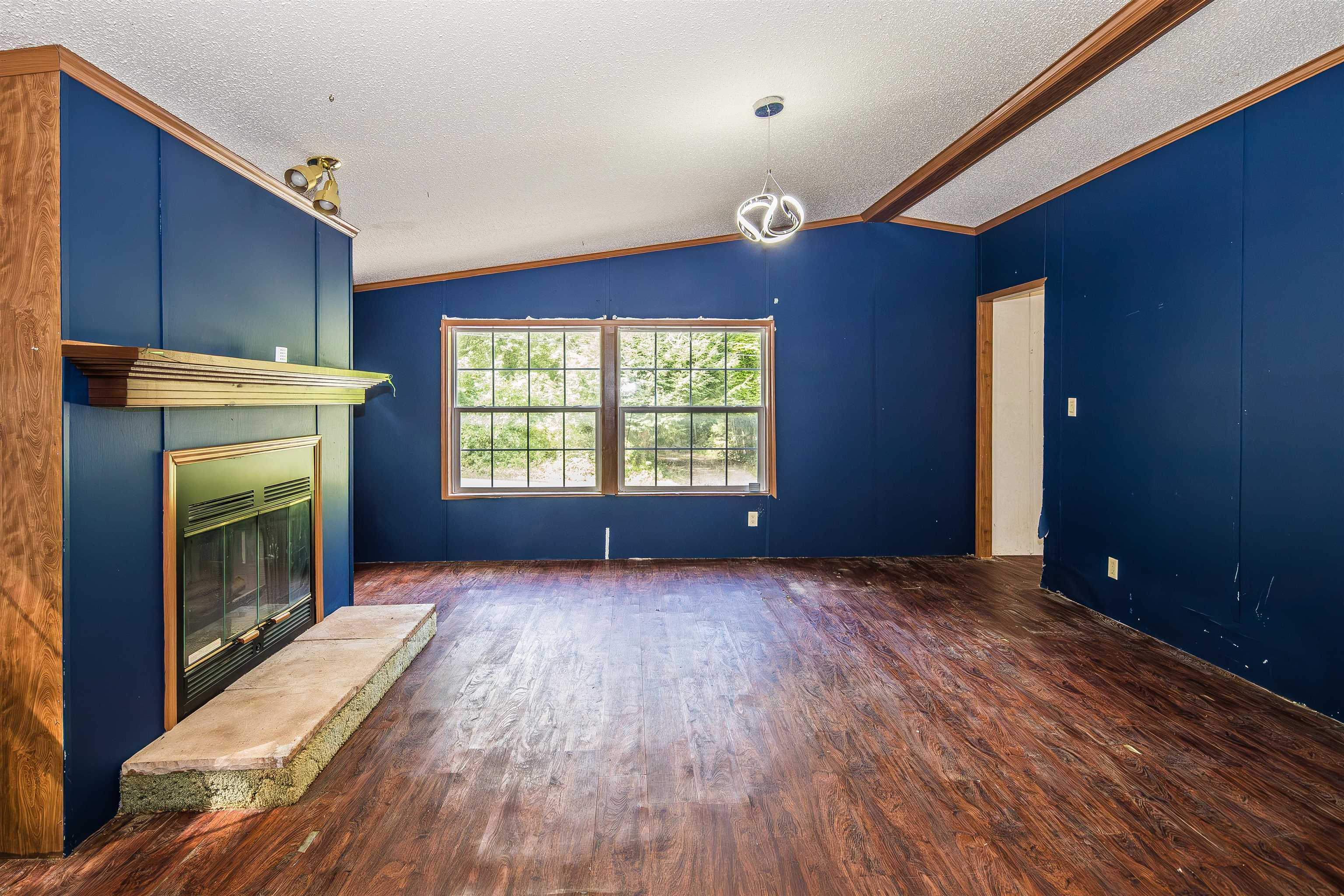 118 Powerhouse Road Property Photo 6