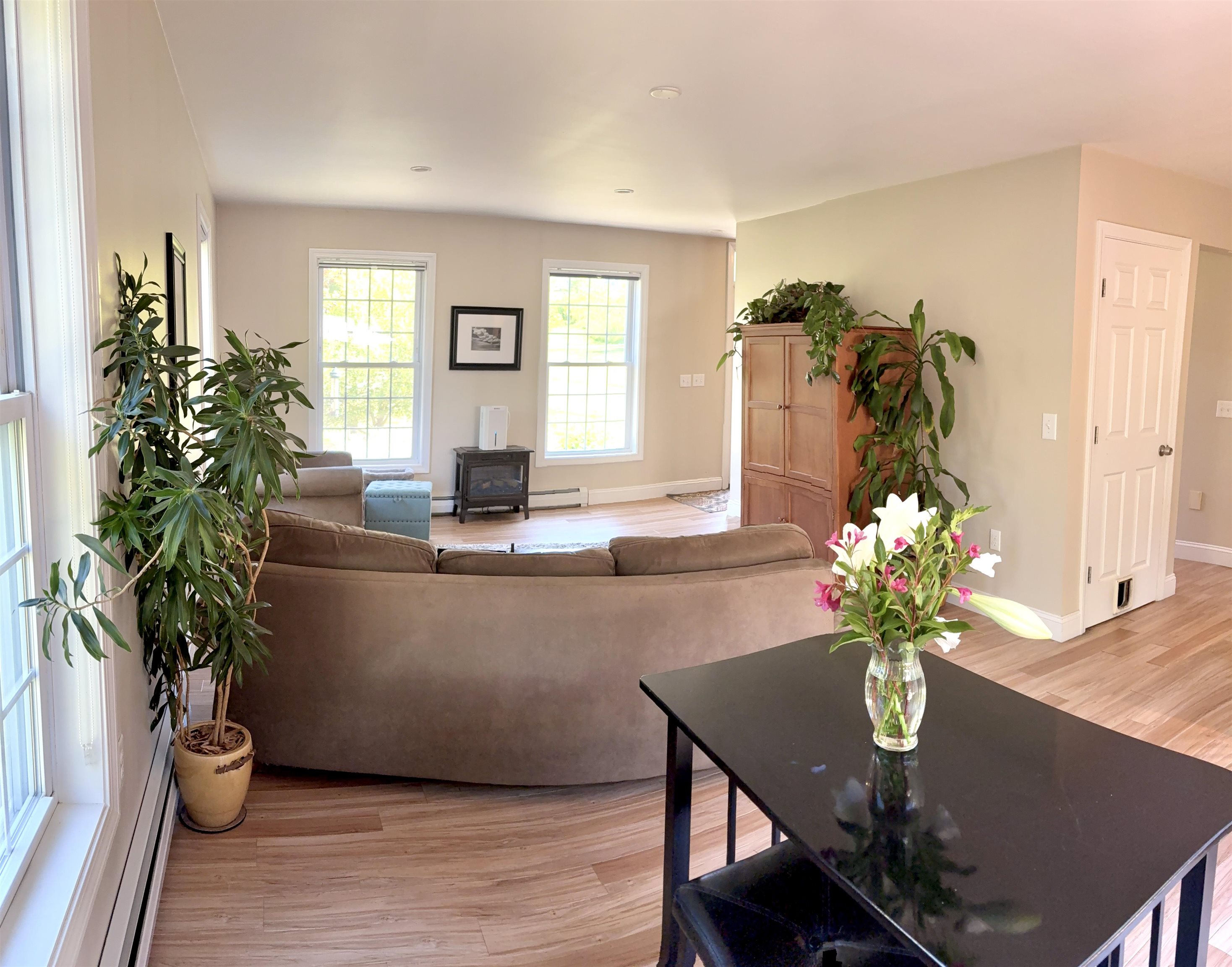 68 Jackson Heights Property Photo 9