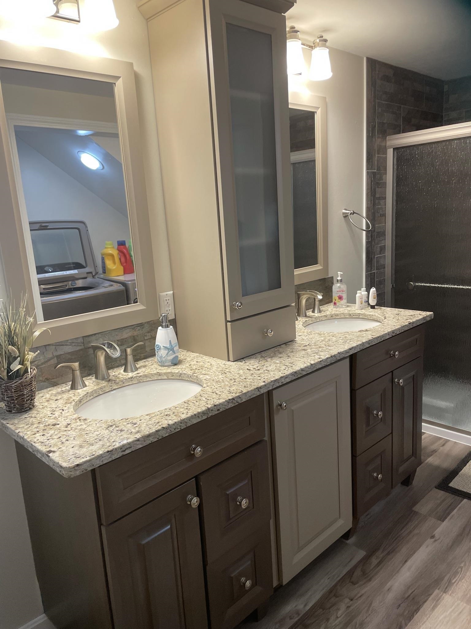 279 Portsmouth Avenue Property Photo 13