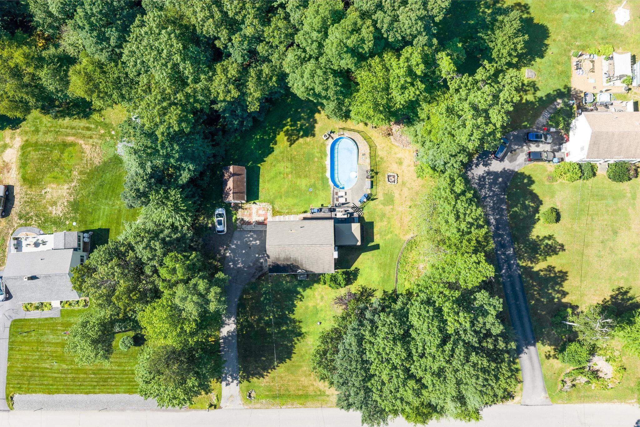 8 Kenwood Drive Property Photo 3