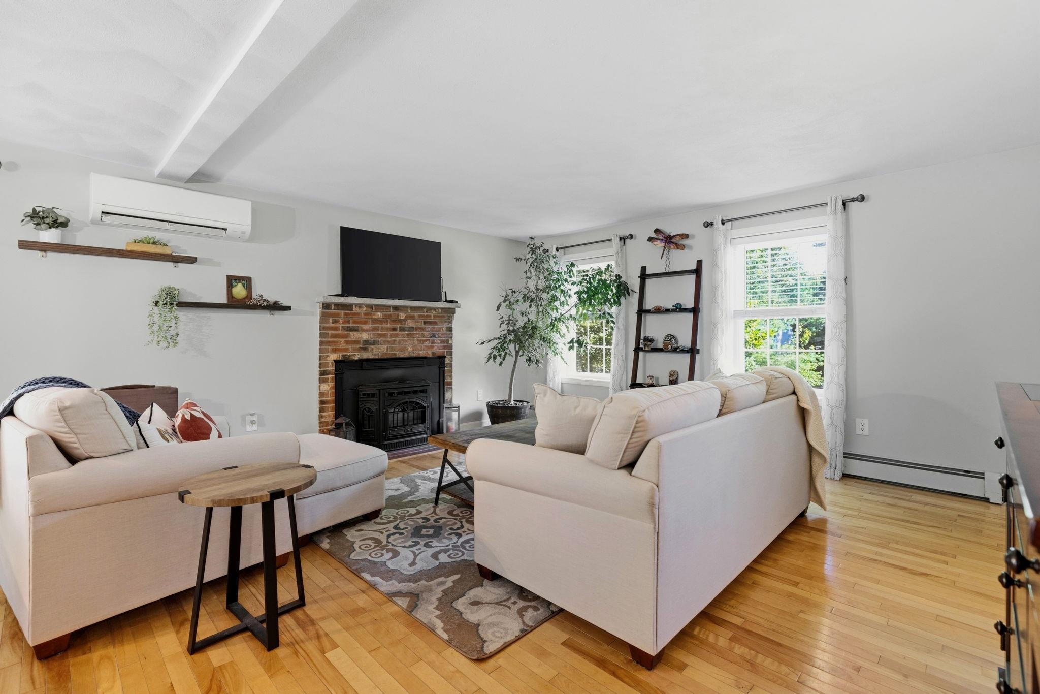 8 Kenwood Drive Property Photo 14
