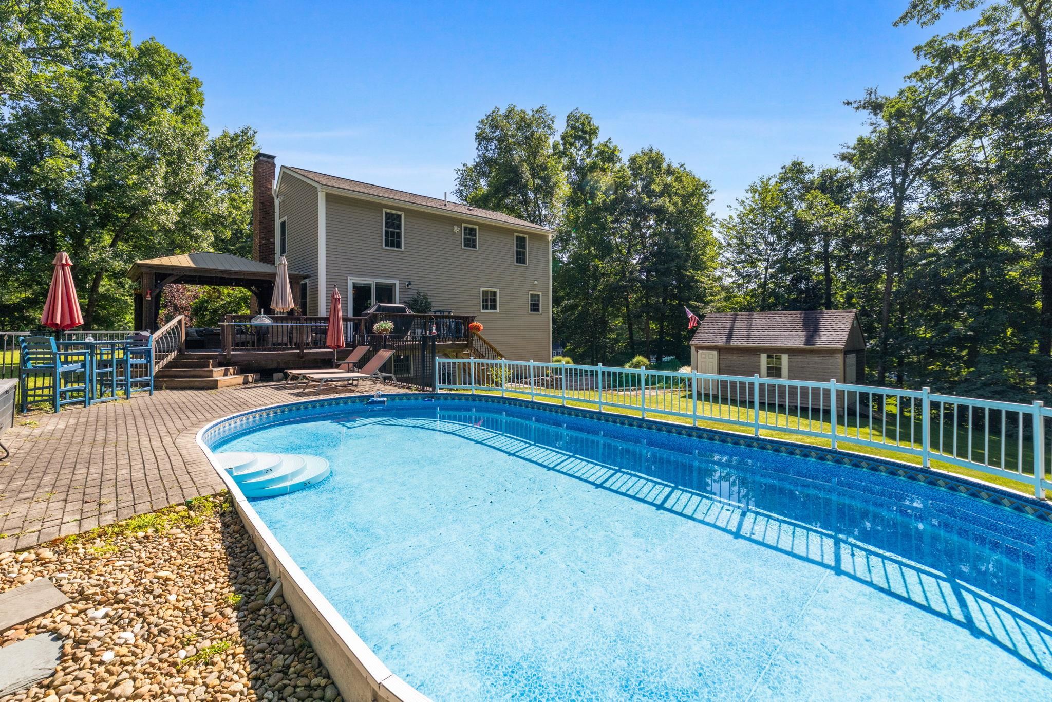 8 Kenwood Drive Property Photo 25