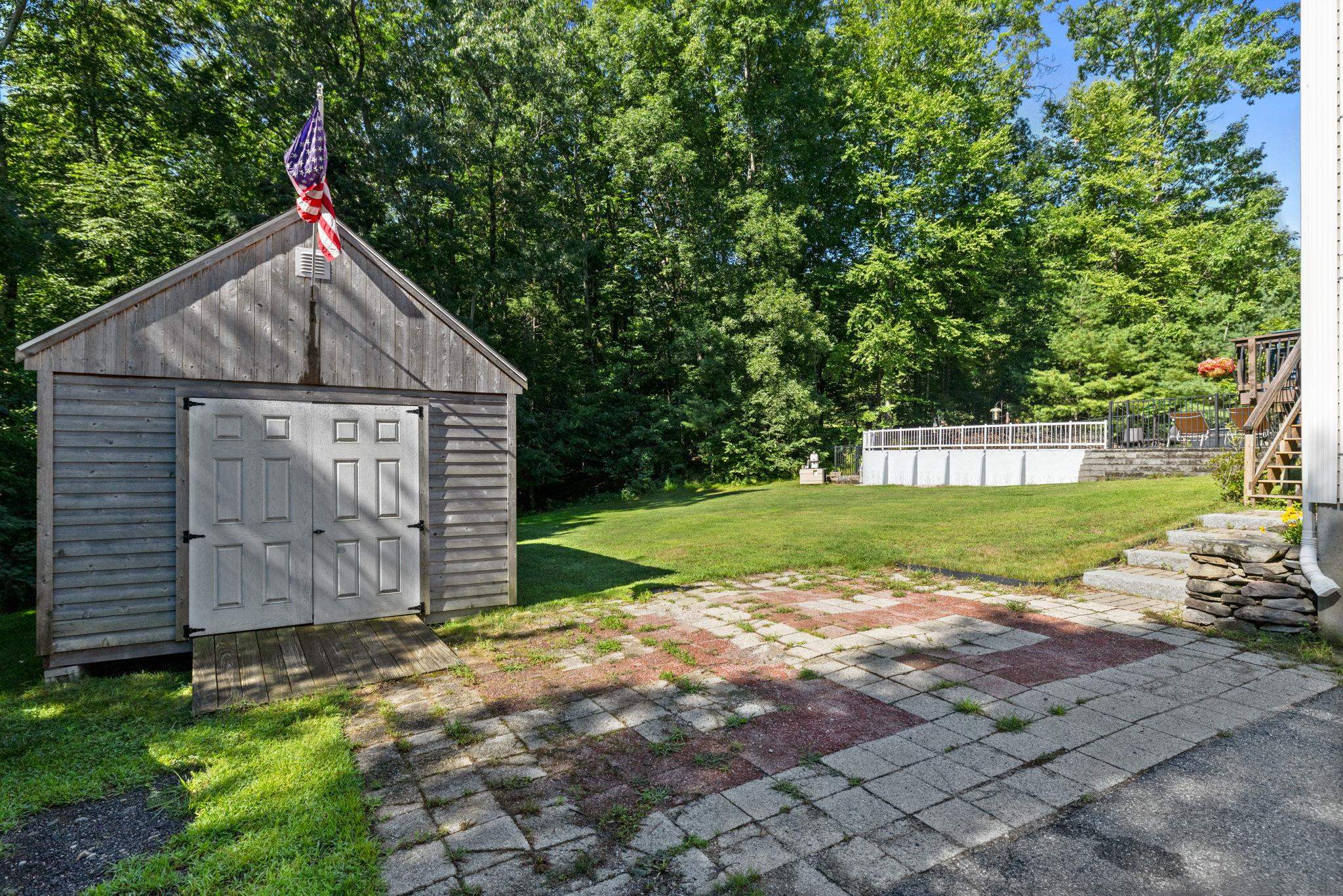 8 Kenwood Drive Property Photo 28