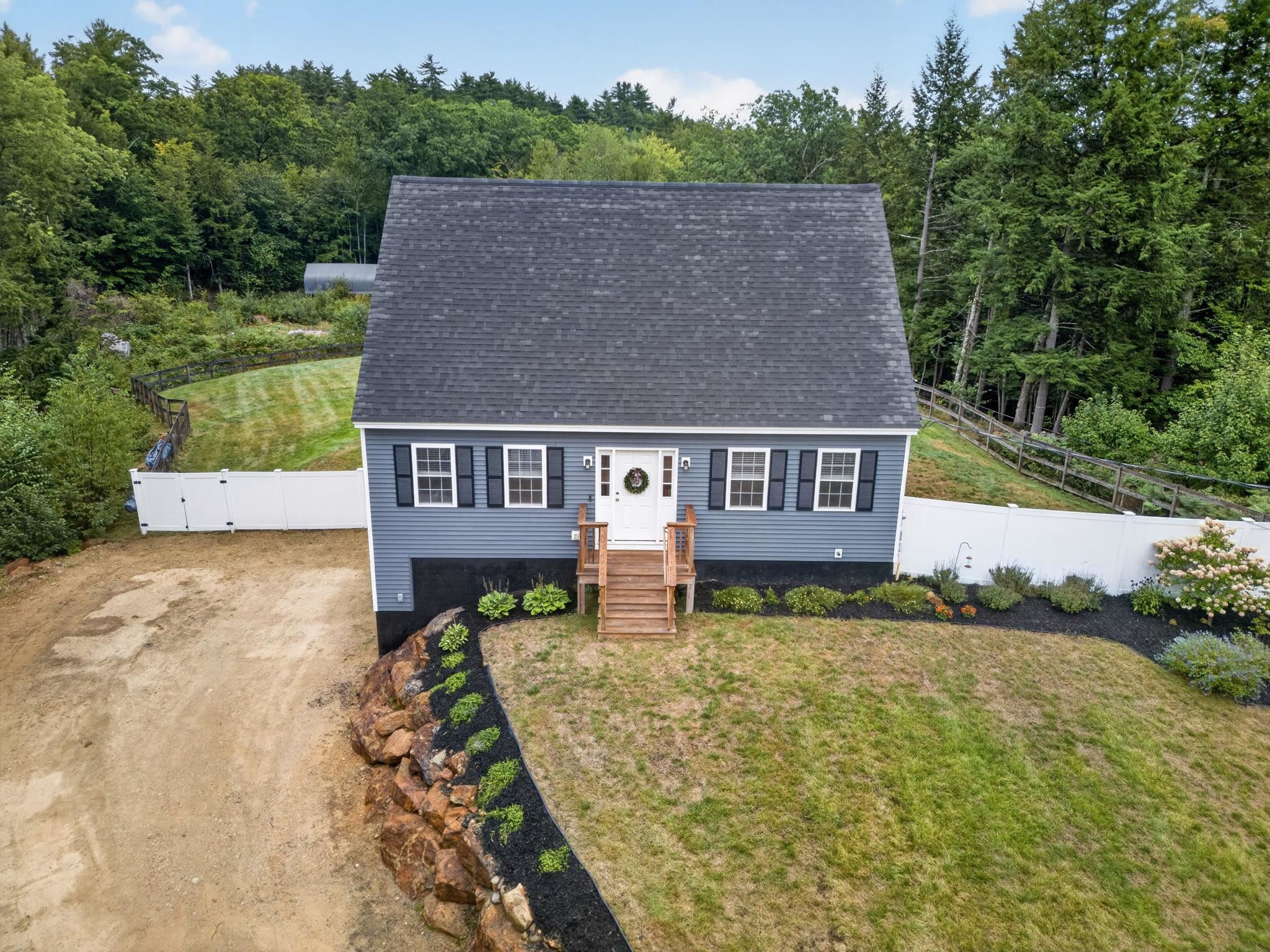 992 Beauty Hill Road Property Photo 2