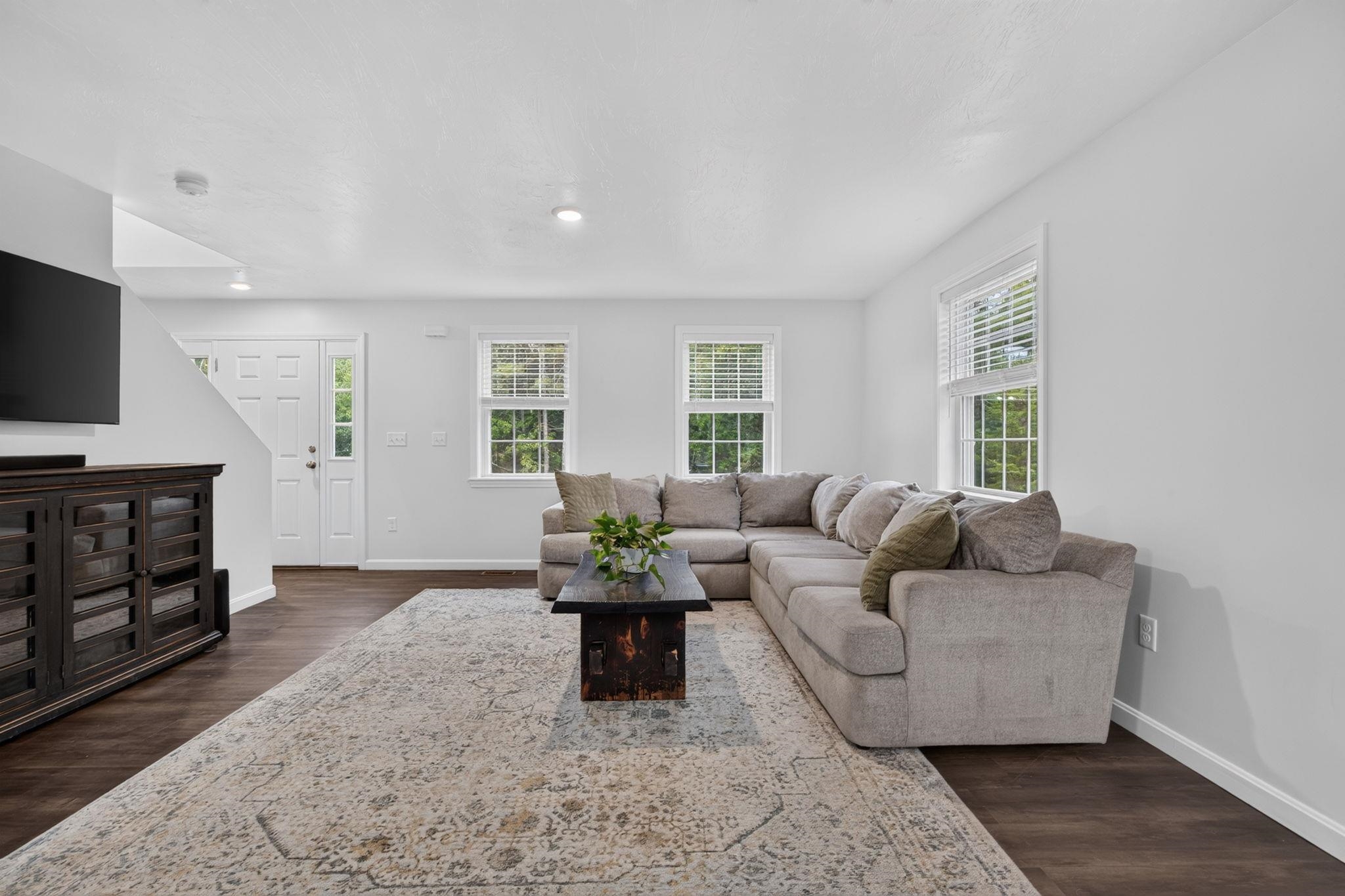 992 Beauty Hill Road Property Photo 15