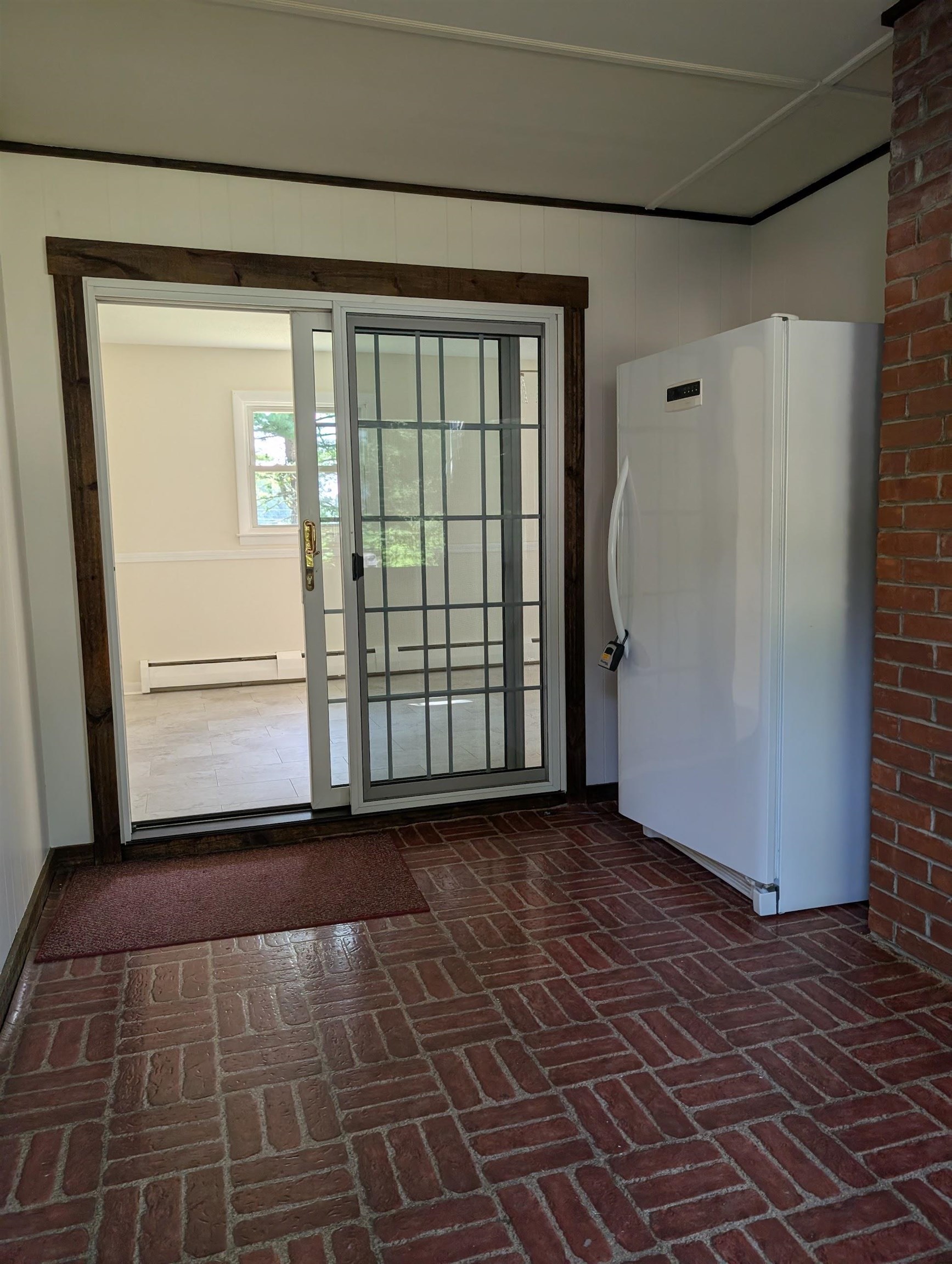 354 Amesbury Road Property Photo 7