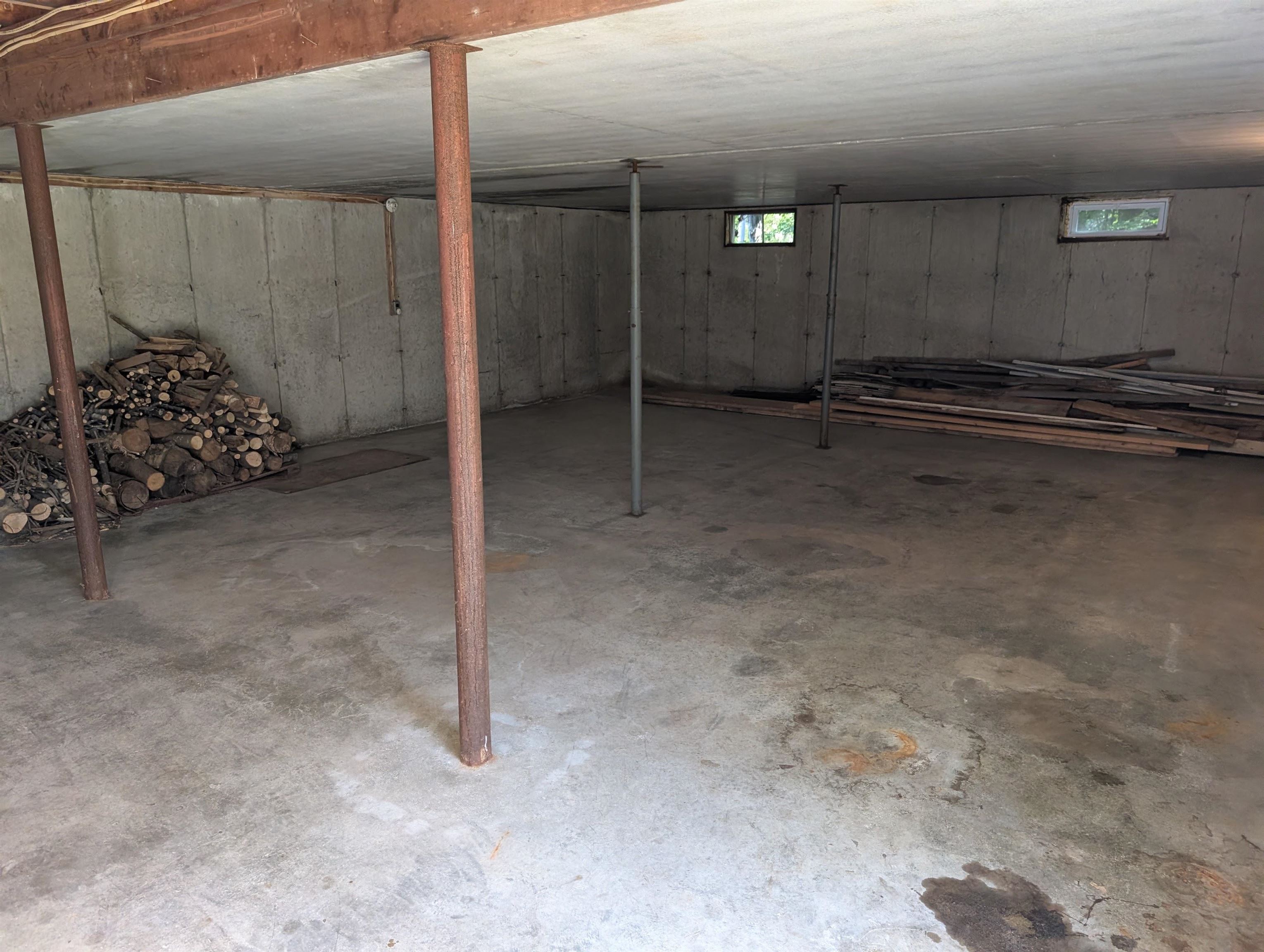 354 Amesbury Road Property Photo 24