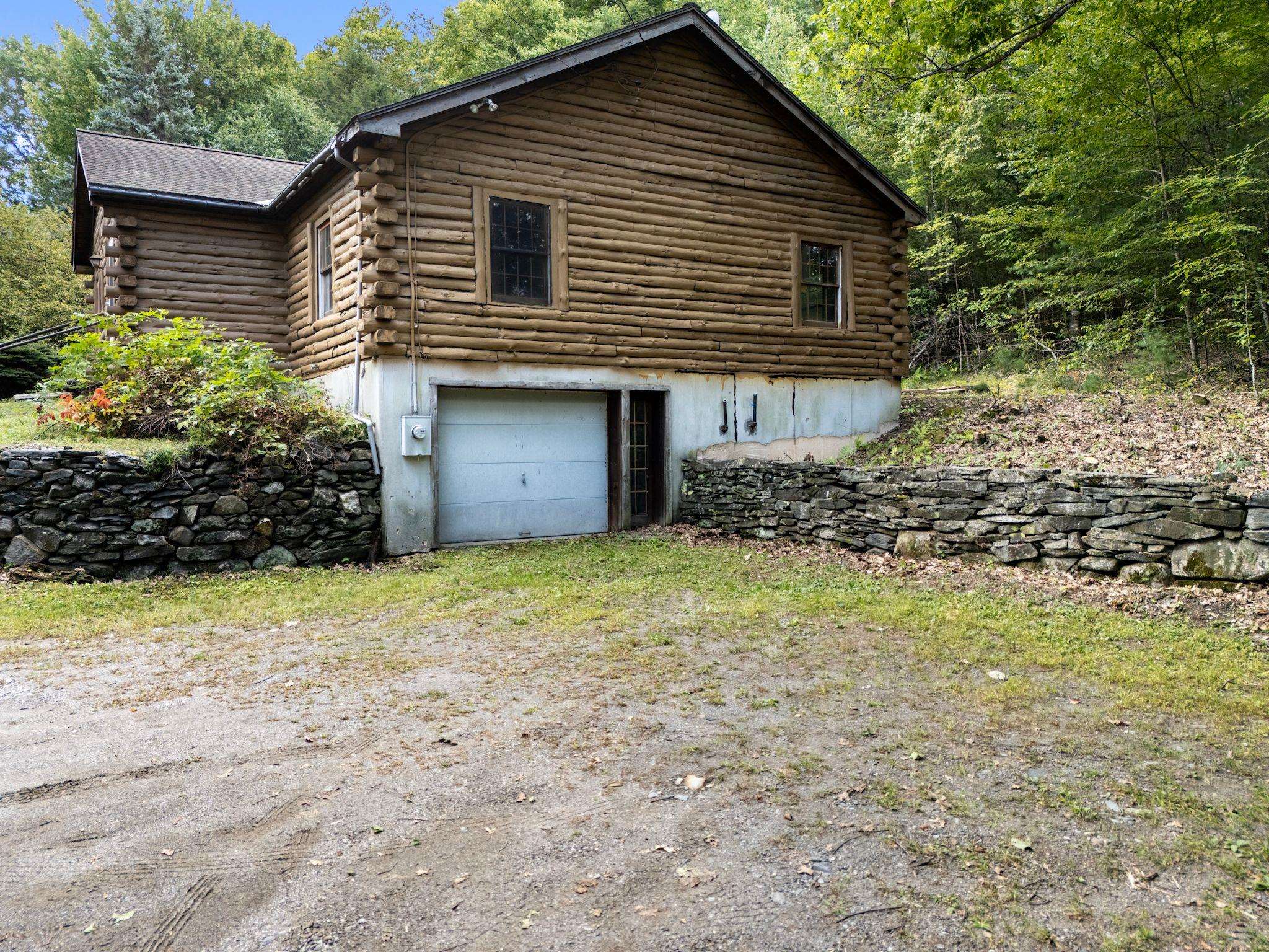 30 Earls Way Property Photo 2