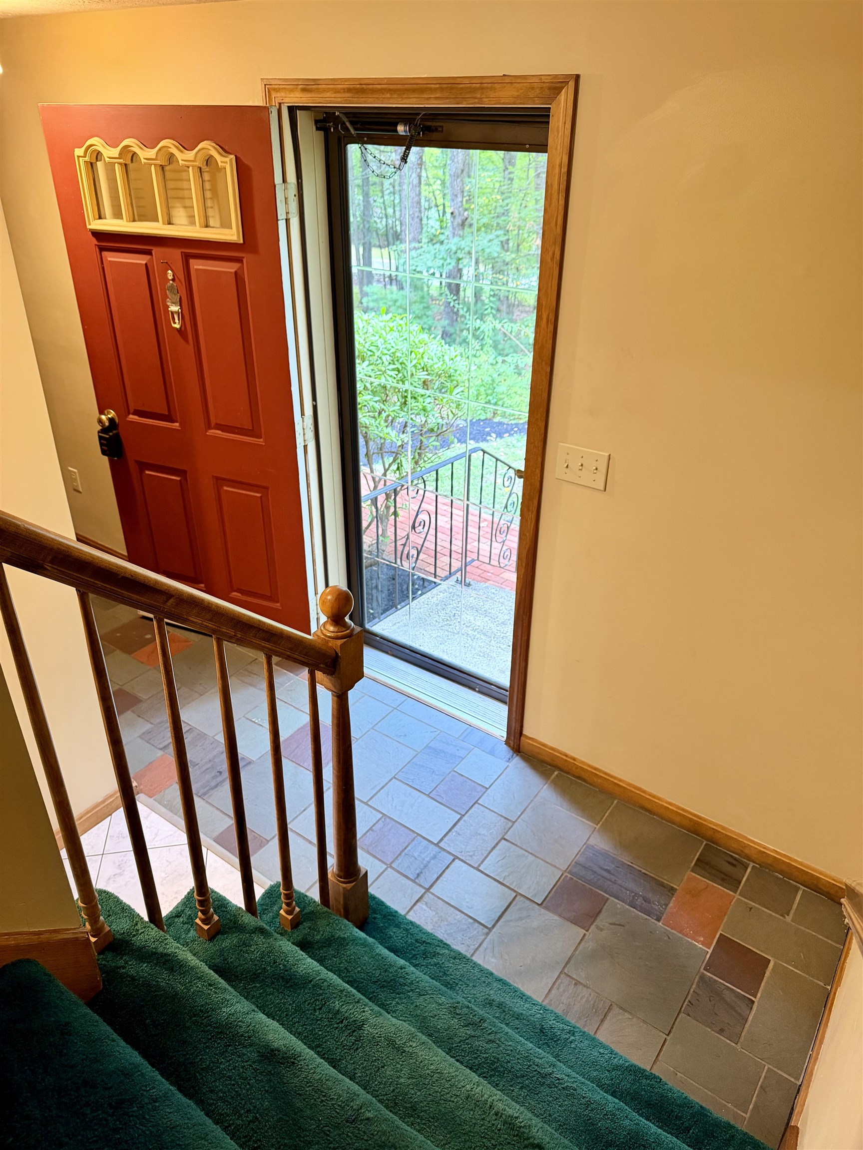 16 Windsor Drive Property Photo 35