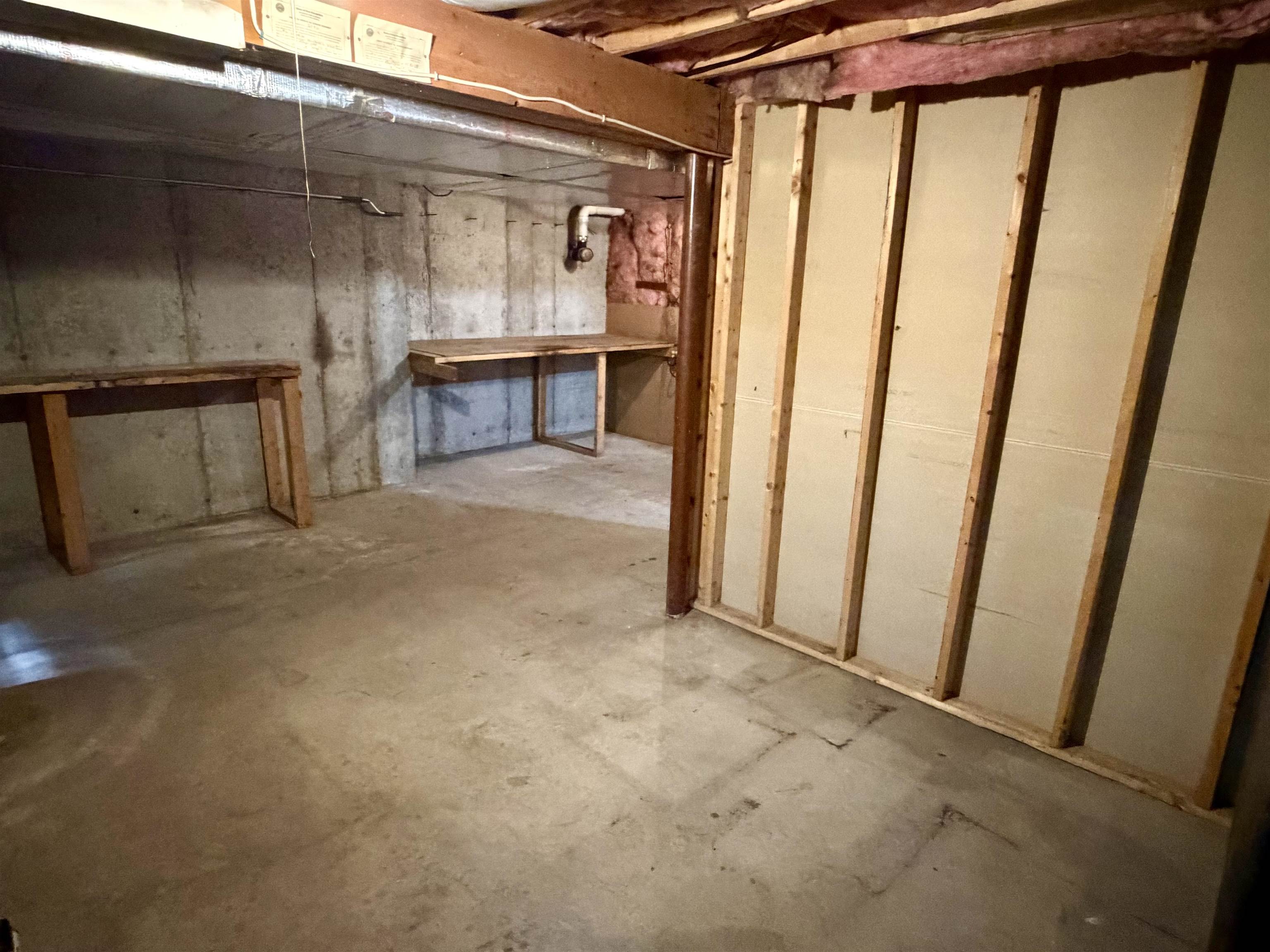 16 Windsor Drive Property Photo 37