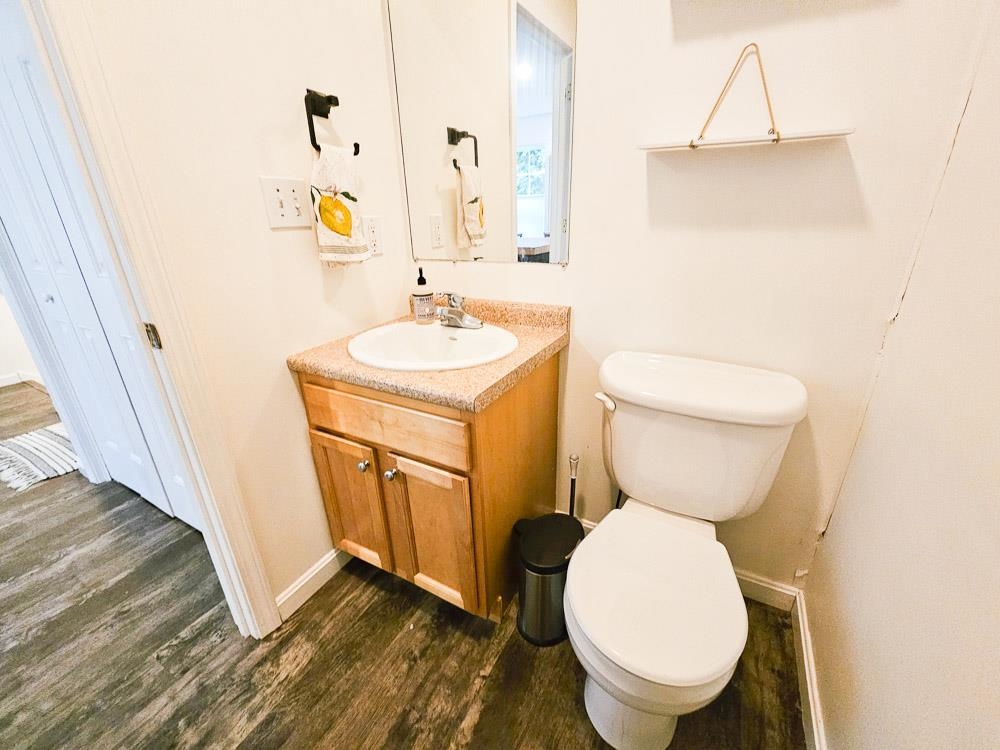7 Capital Drive Property Photo 9