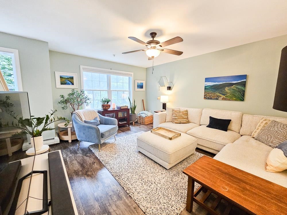 7 Capital Drive Property Photo 10
