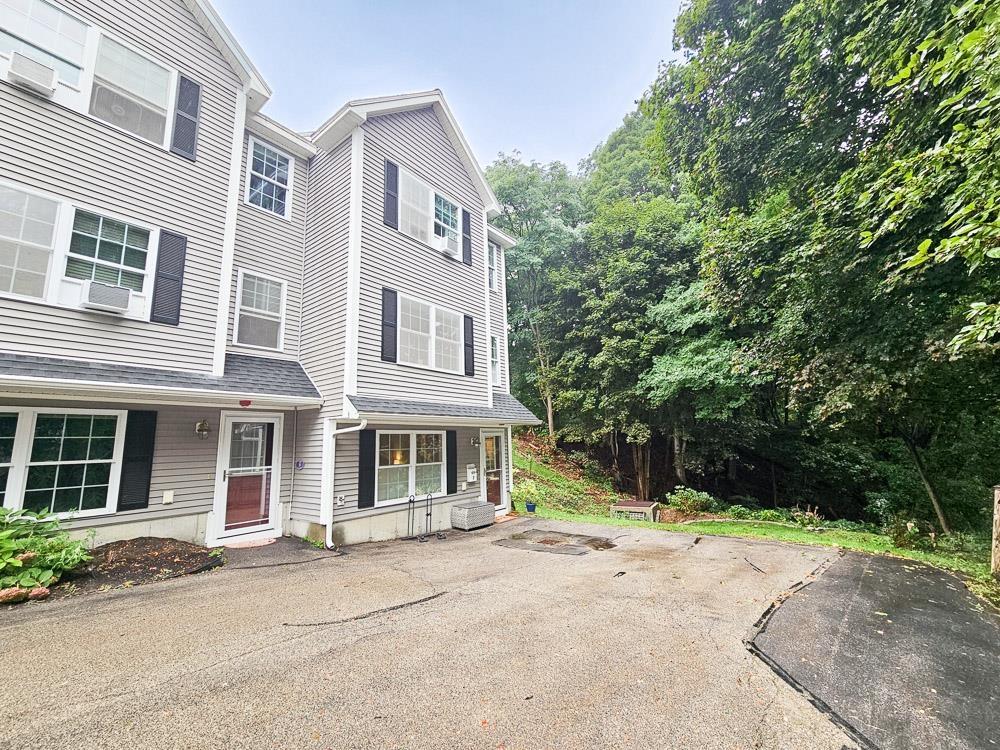 7 Capital Drive Property Photo 35