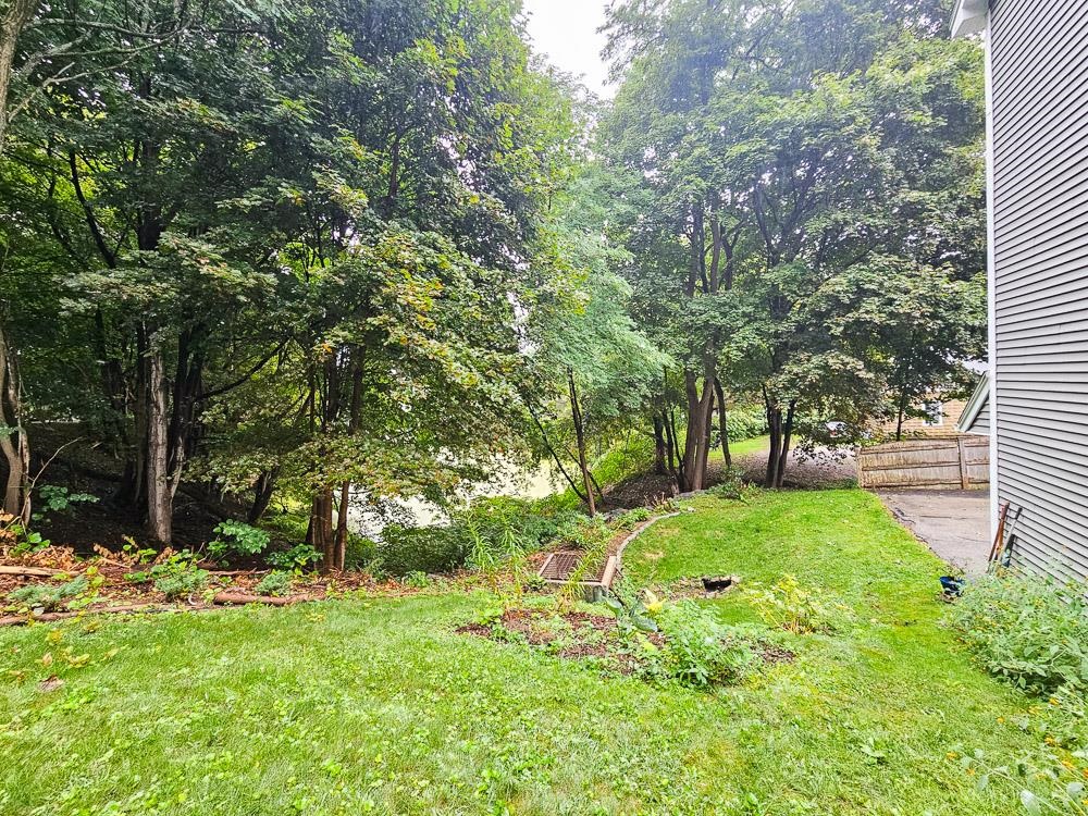 7 Capital Drive Property Photo 39