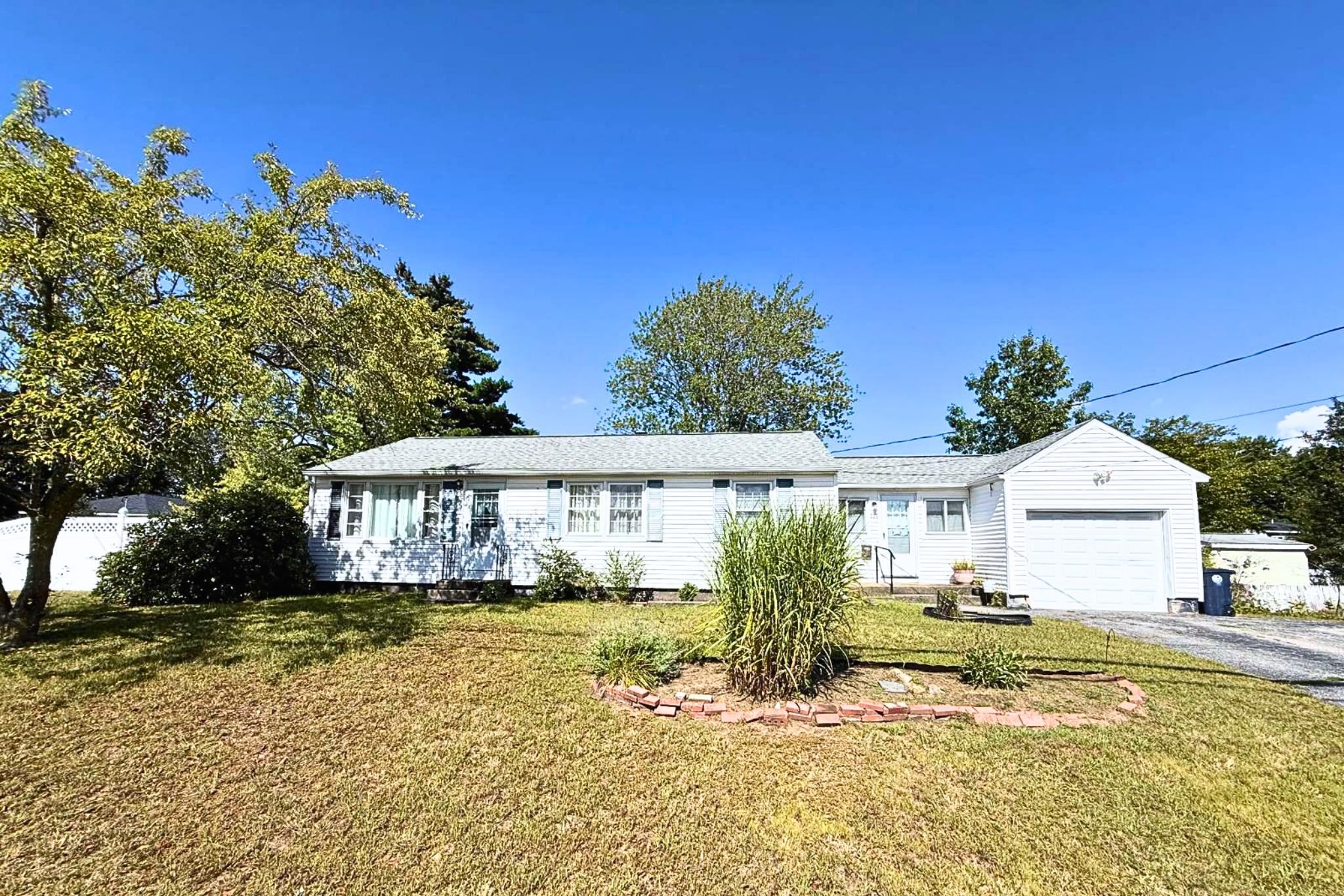 226 Lund Road Property Photo 1
