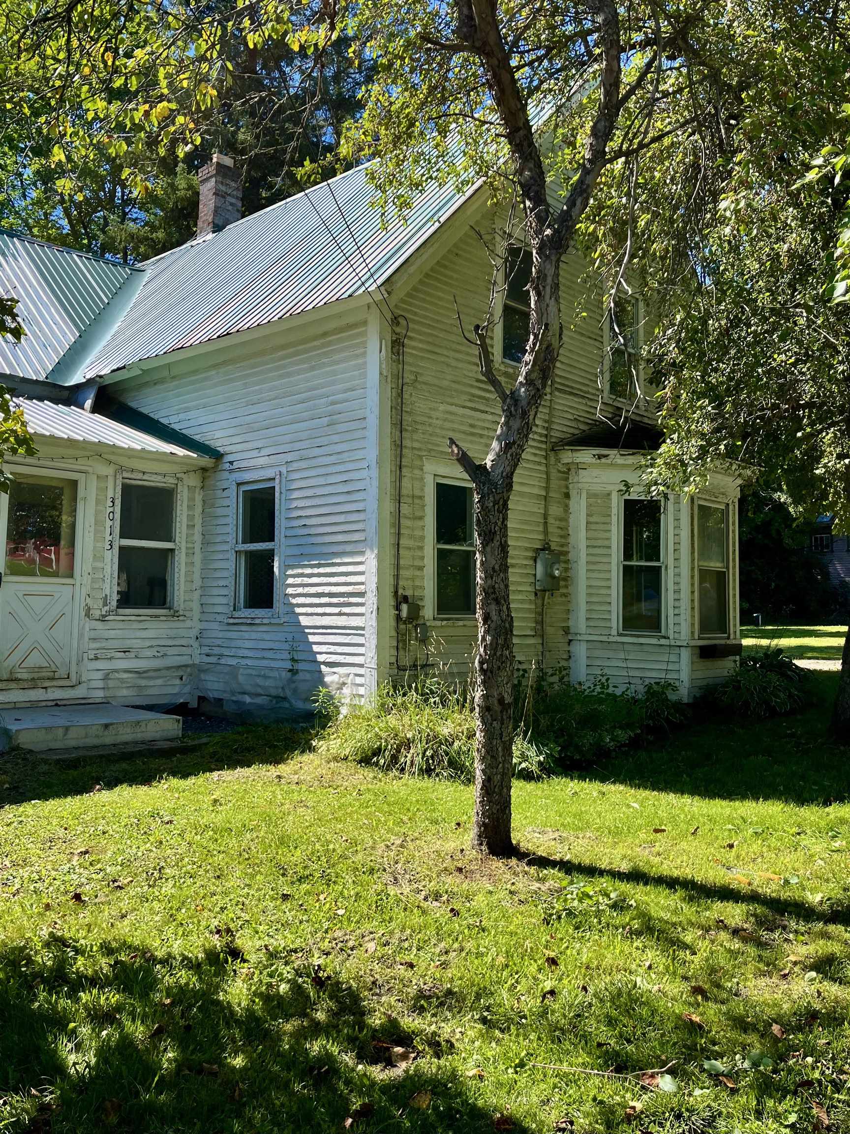 3013 Vt Route 122 Property Photo 1