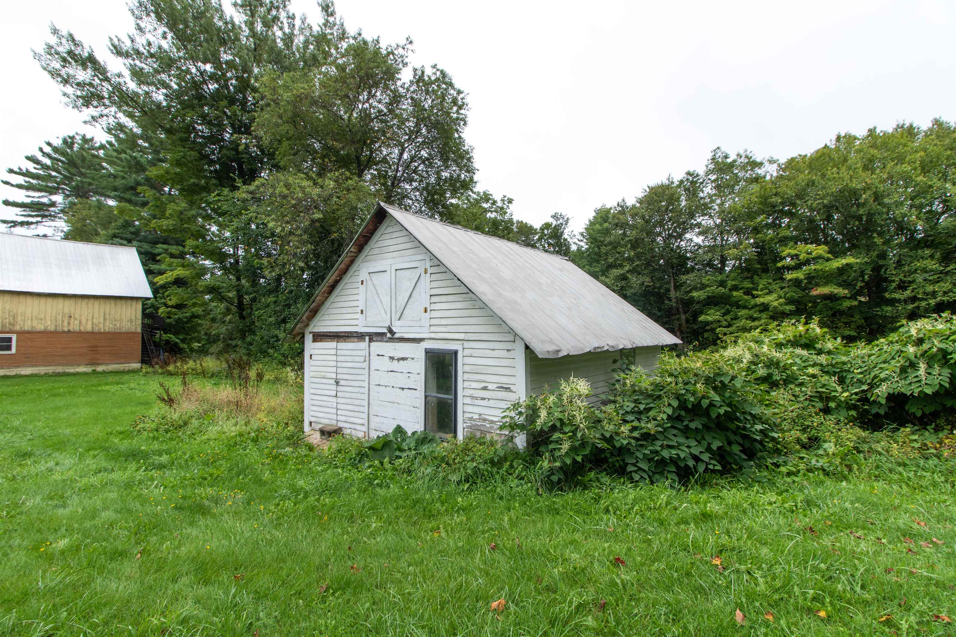 3013 Vt Route 122 Property Photo 35