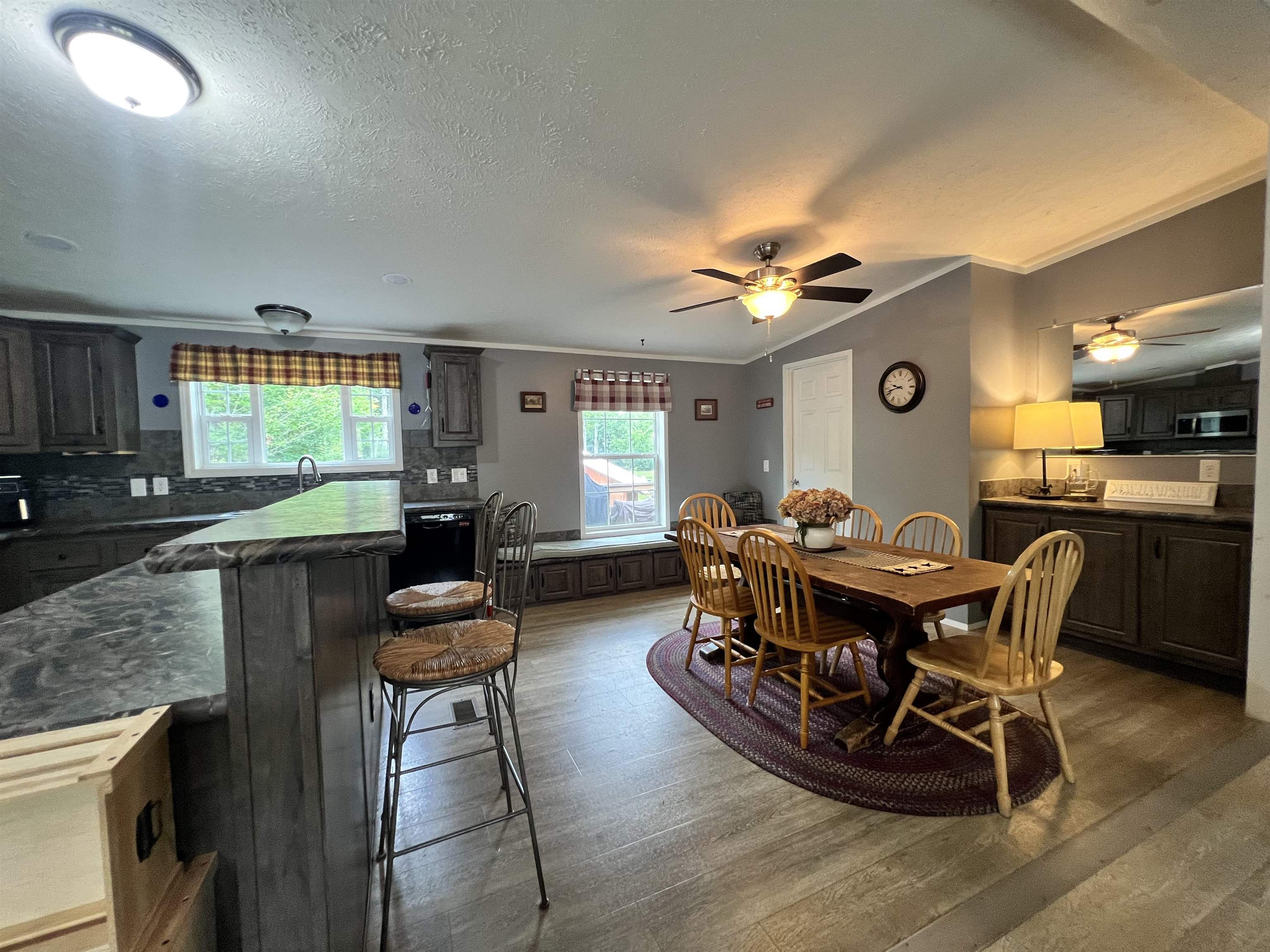 9 Page Road Property Photo 32